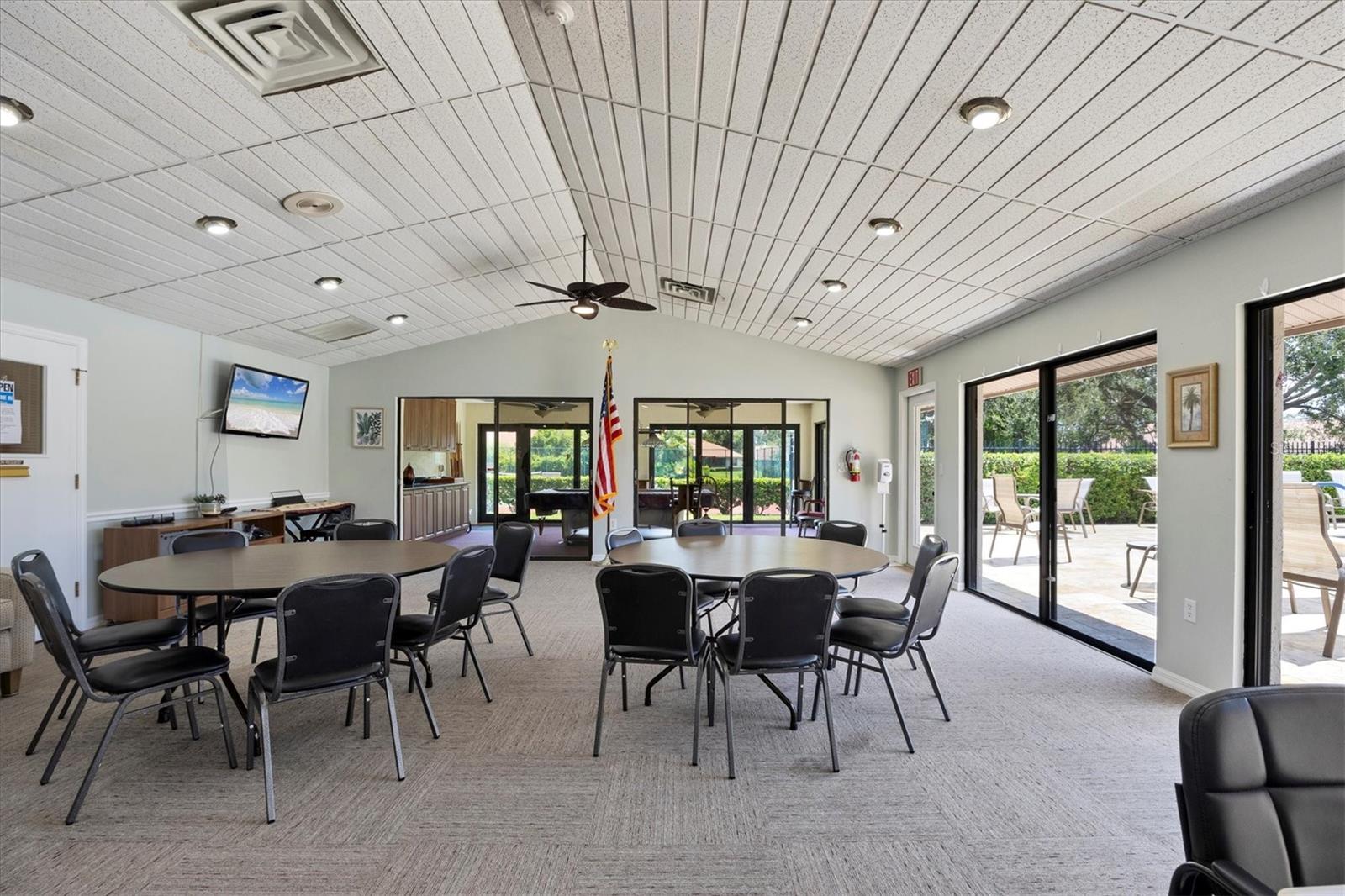 3946 WILSHIRE CIR E #168, SARASOTA, FL, 34238