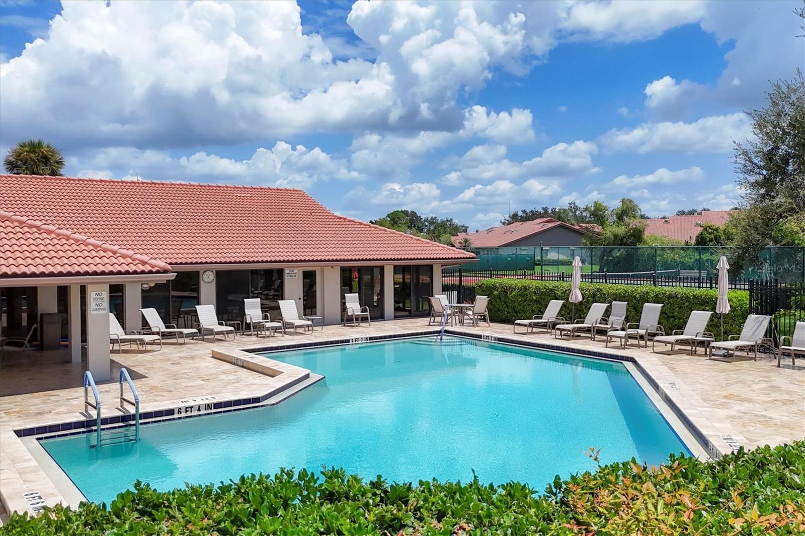 3946 WILSHIRE CIR E #168, SARASOTA, FL, 34238