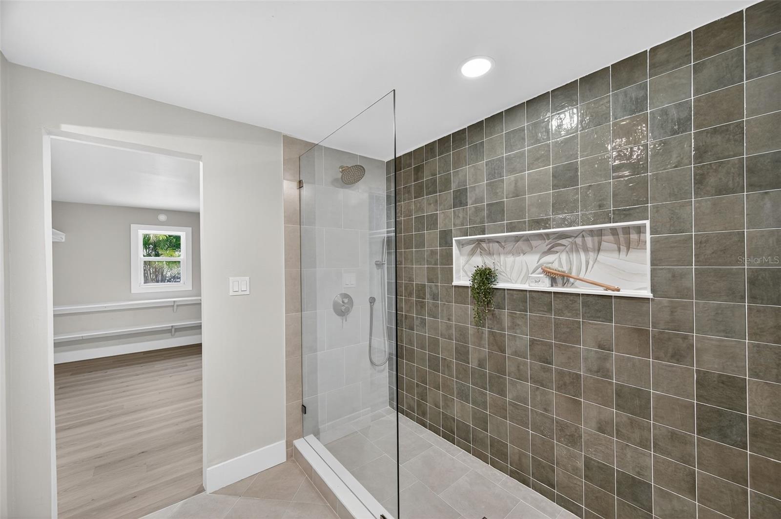 4091 31ST AVE N, ST PETERSBURG, FL, 33713