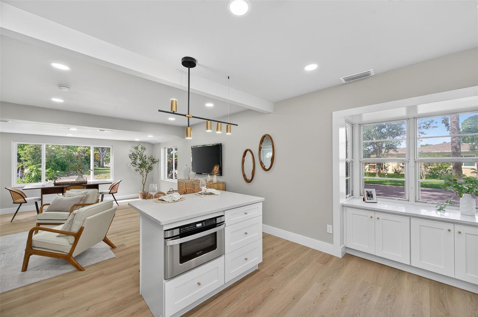 4091 31ST AVE N, ST PETERSBURG, FL, 33713