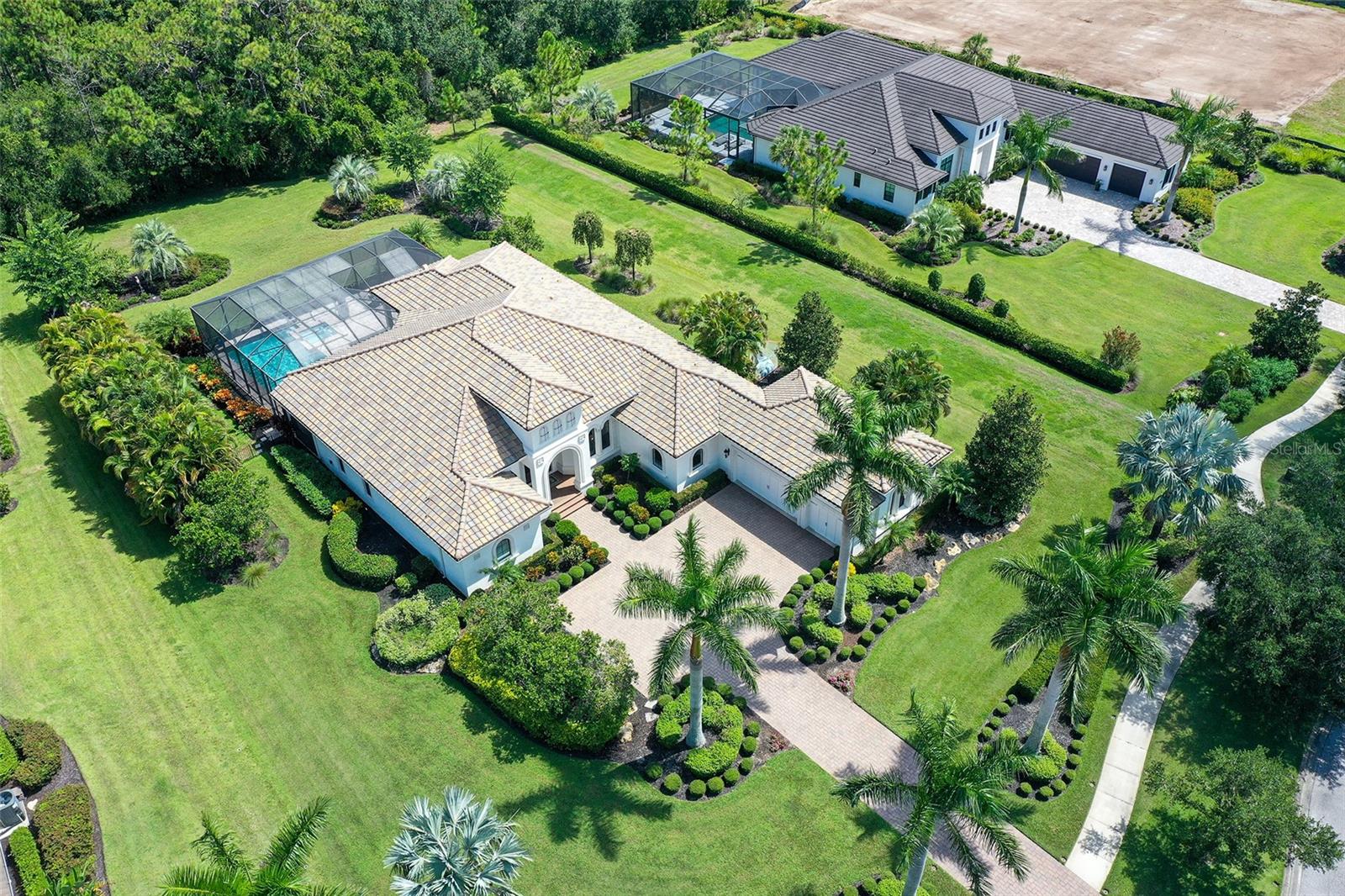 A4664038 Property Photo