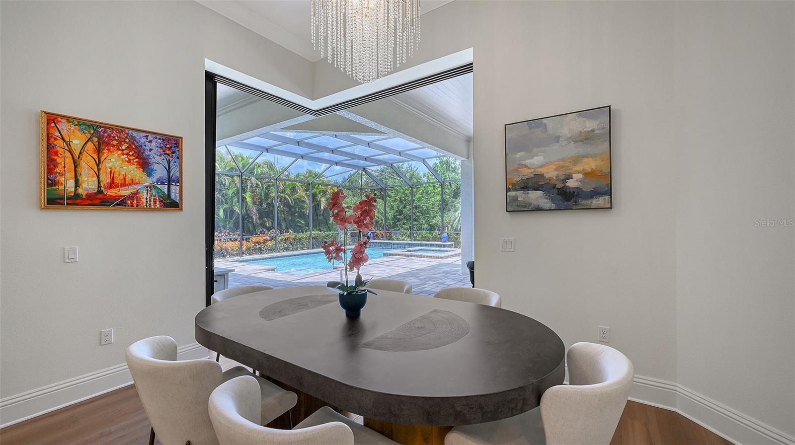 A4664038 Property Photo