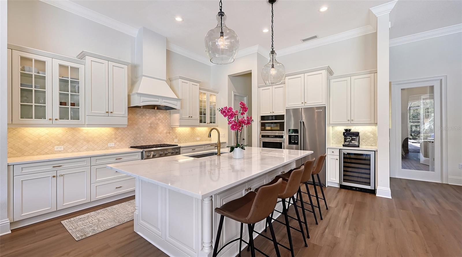 A4664038 Property Photo