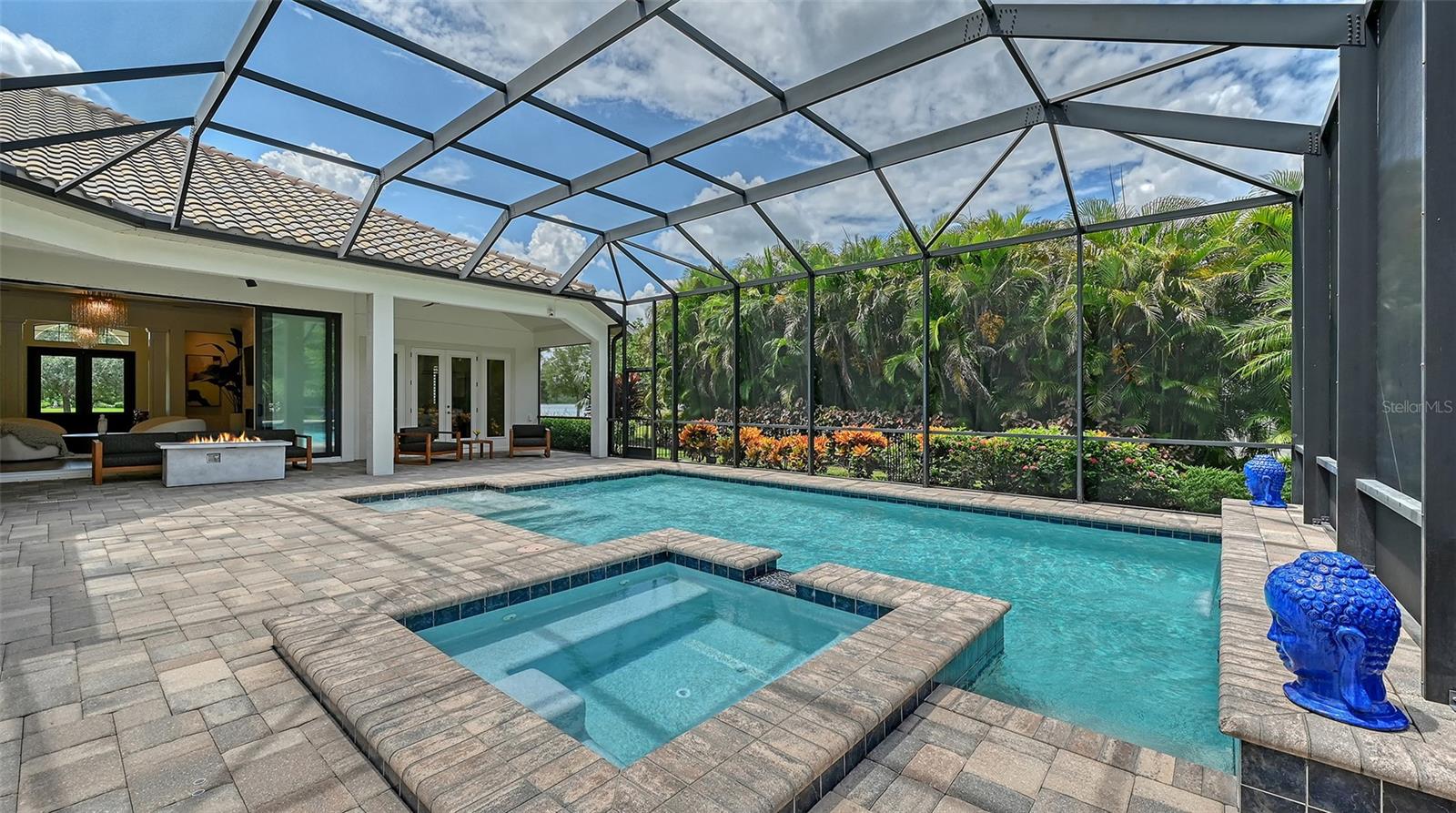 A4664038 Property Photo