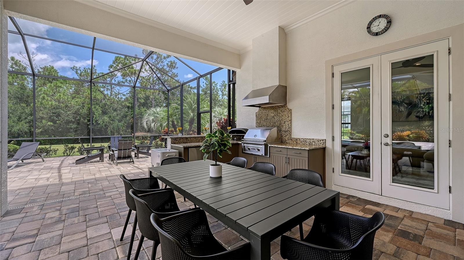 A4664038 Property Photo