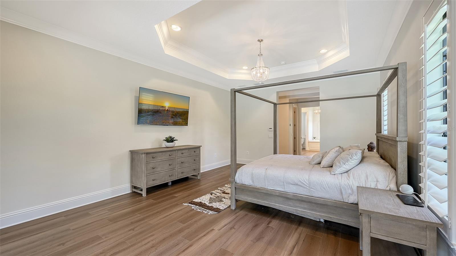 A4664038 Property Photo