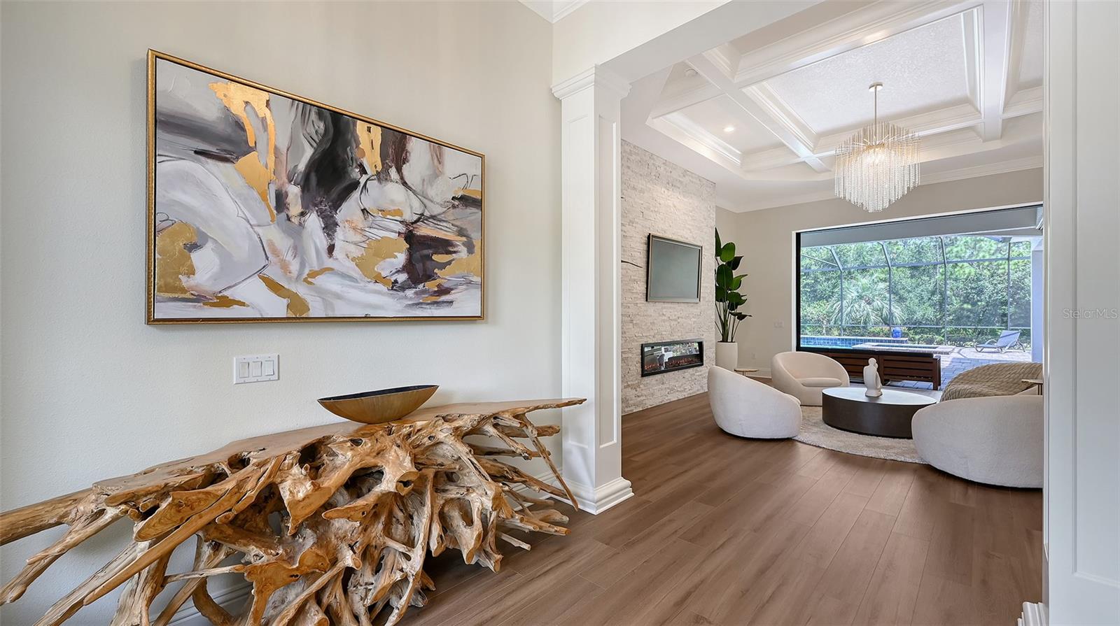 A4664038 Property Photo
