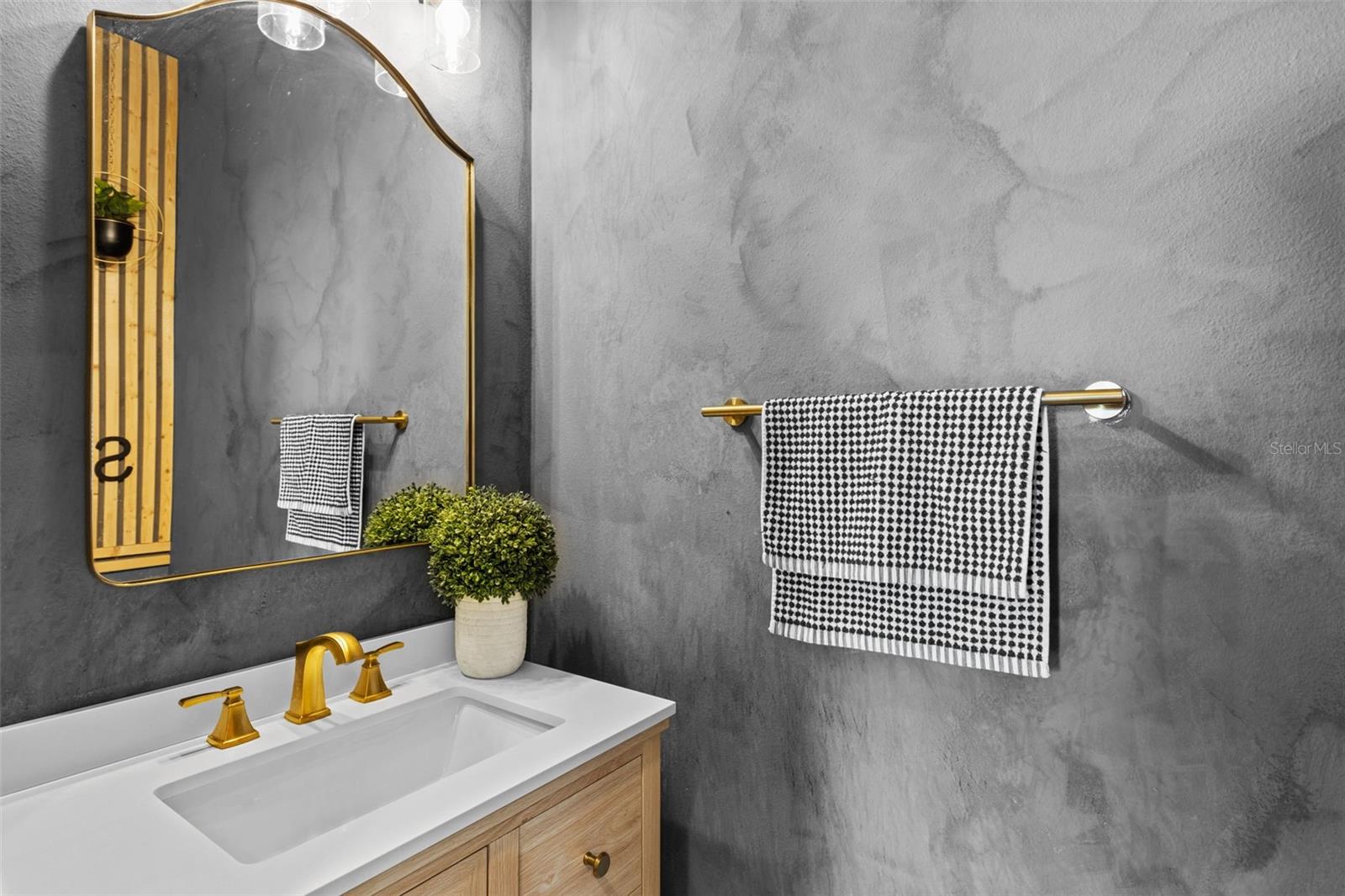 720 BAREFOOT BAY LOOP, GROVELAND, FL, 34736