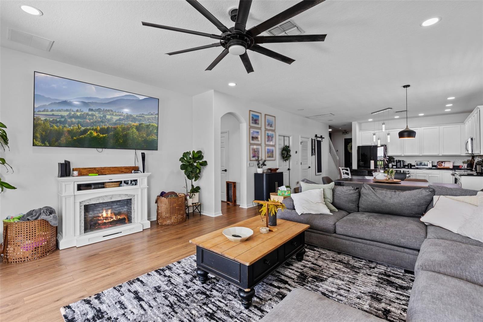 720 BAREFOOT BAY LOOP, GROVELAND, FL, 34736