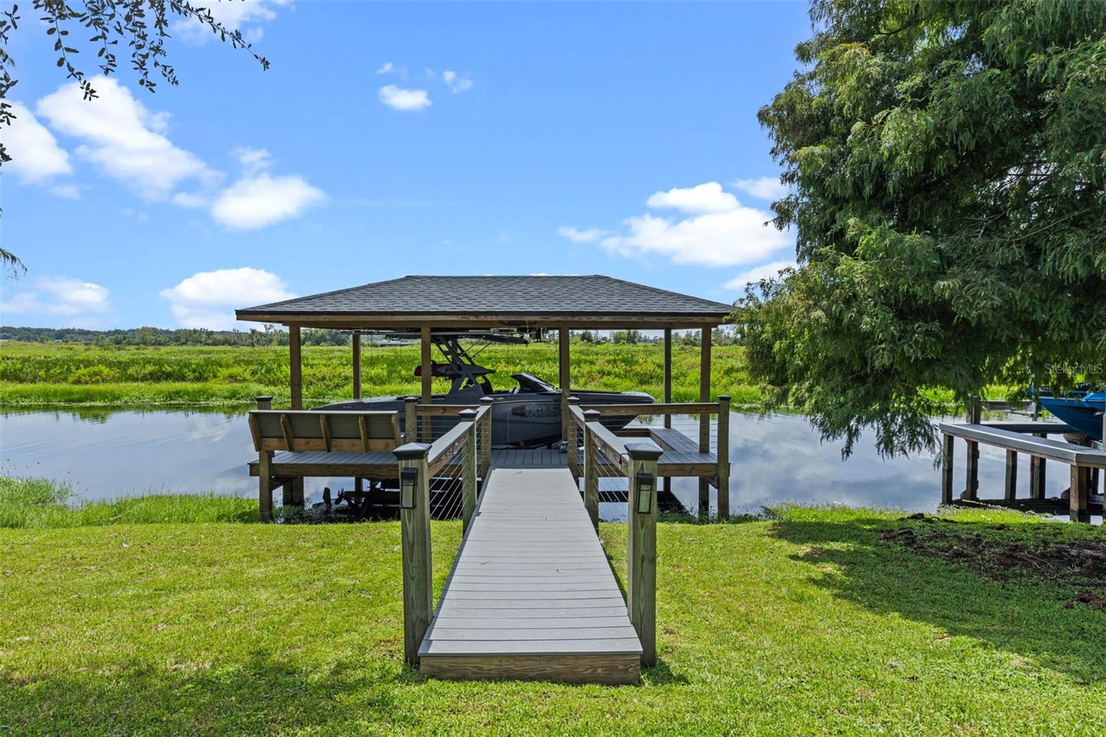 720 BAREFOOT BAY LOOP, GROVELAND, FL, 34736