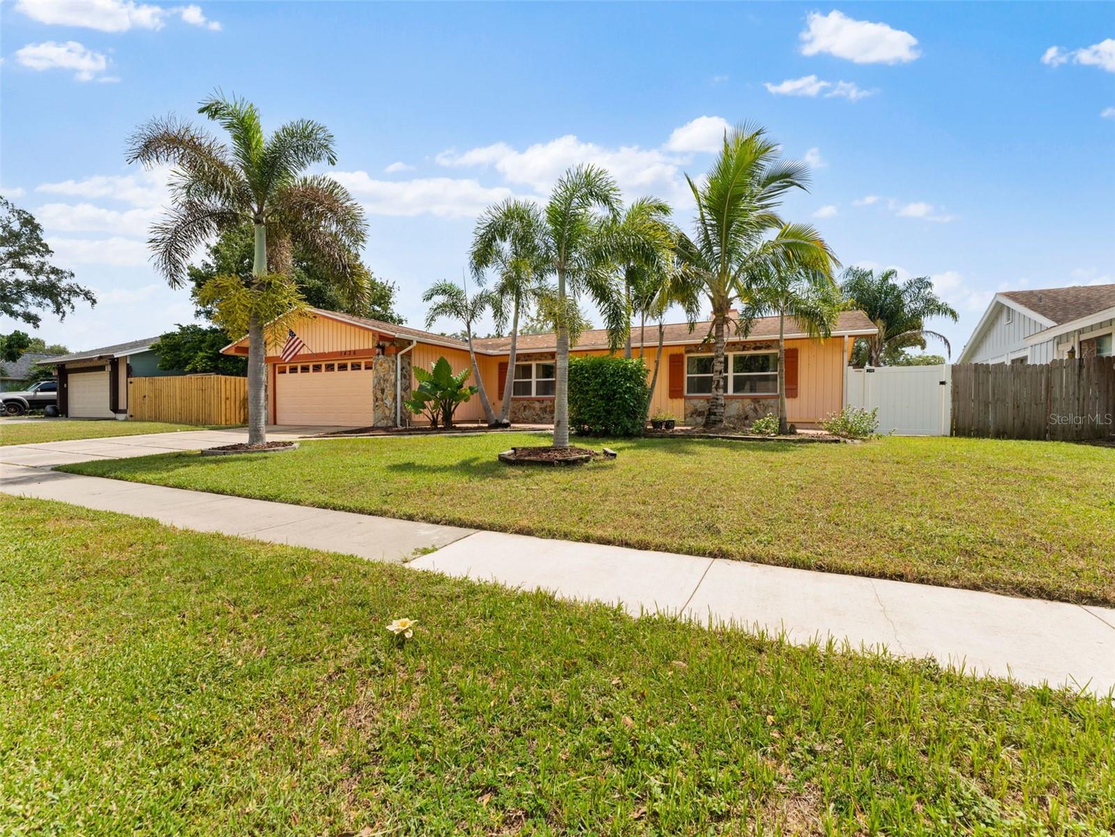 1436 WEXFORD DR N, PALM HARBOR, FL, 34683