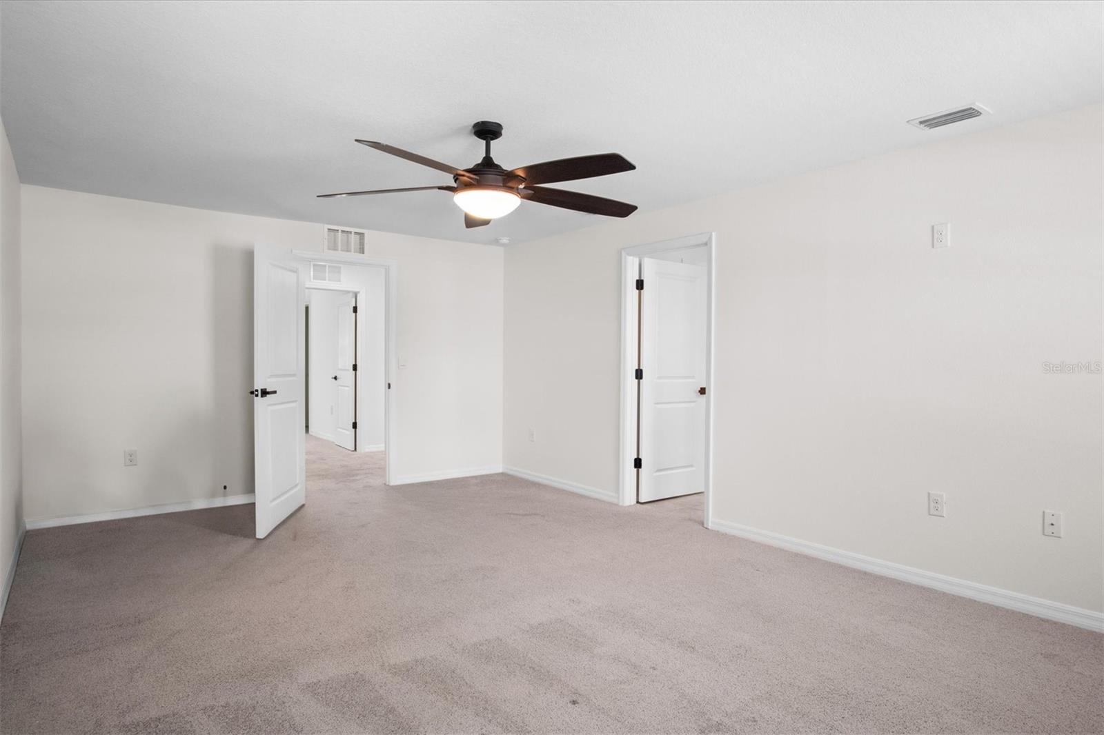 8673 TRIUMPH CIR, WILDWOOD, FL, 34785