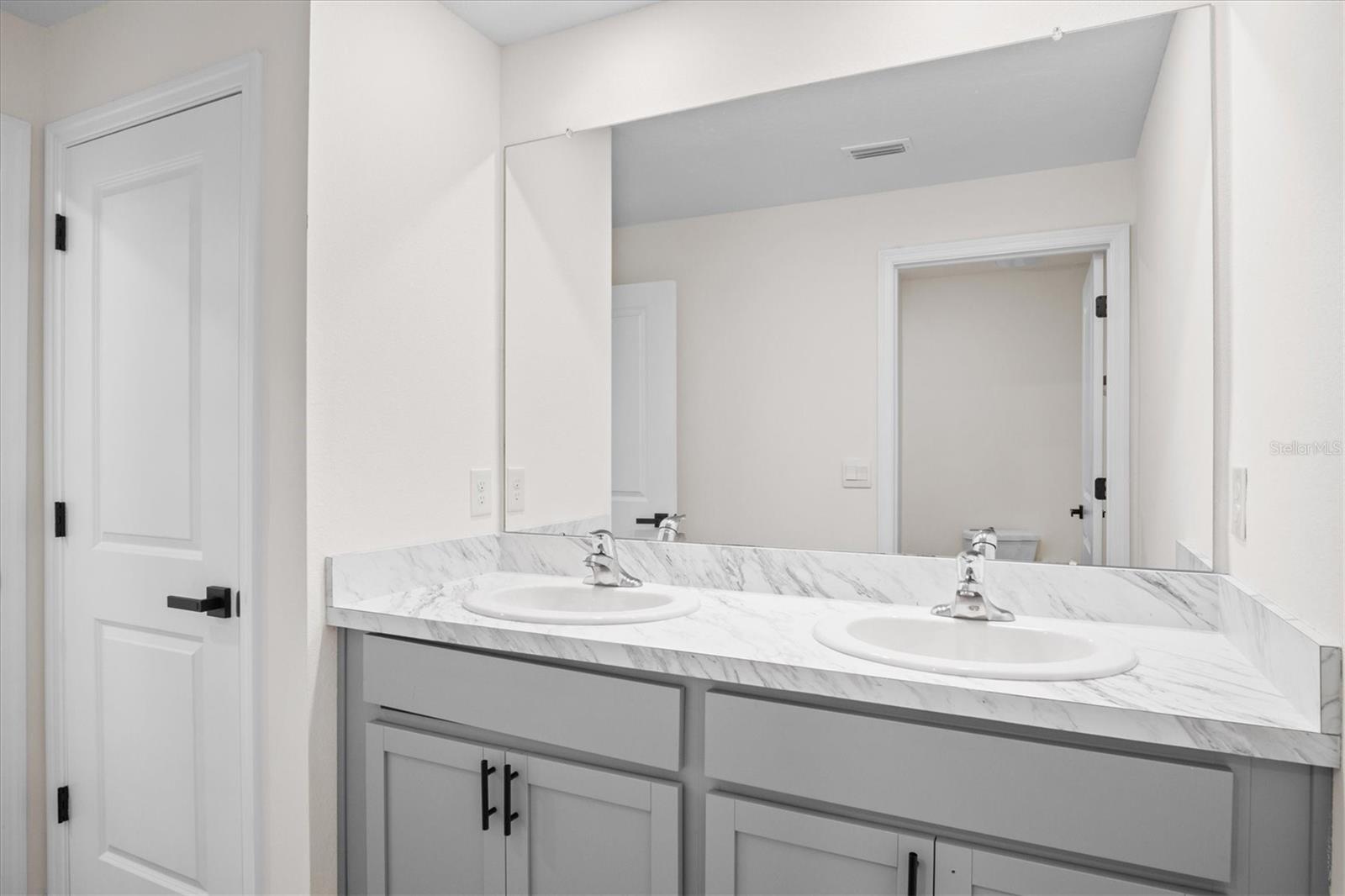 8673 TRIUMPH CIR, WILDWOOD, FL, 34785