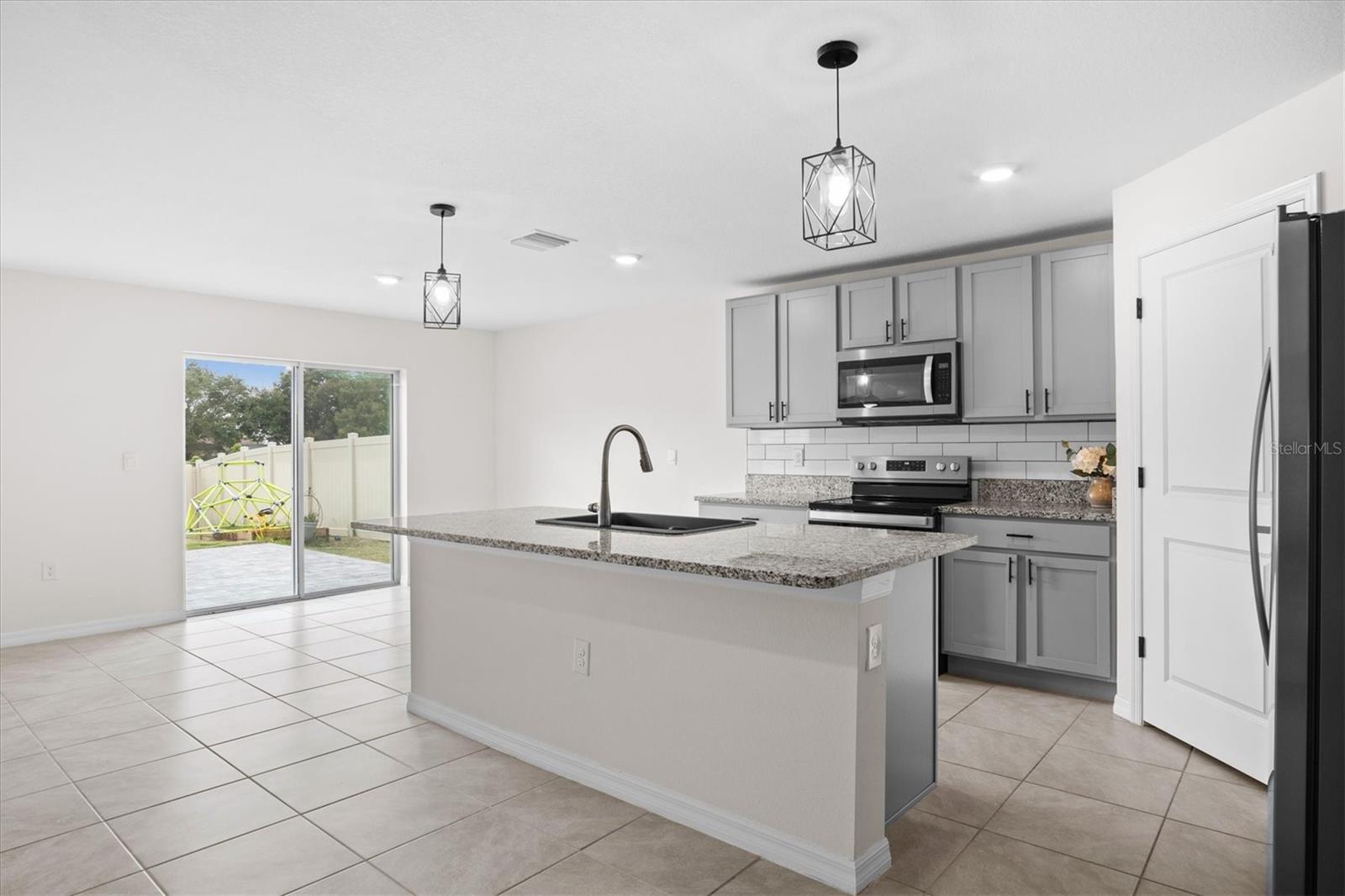 8673 TRIUMPH CIR, WILDWOOD, FL, 34785