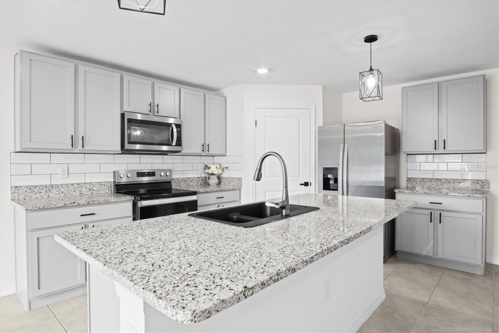 8673 TRIUMPH CIR, WILDWOOD, FL, 34785