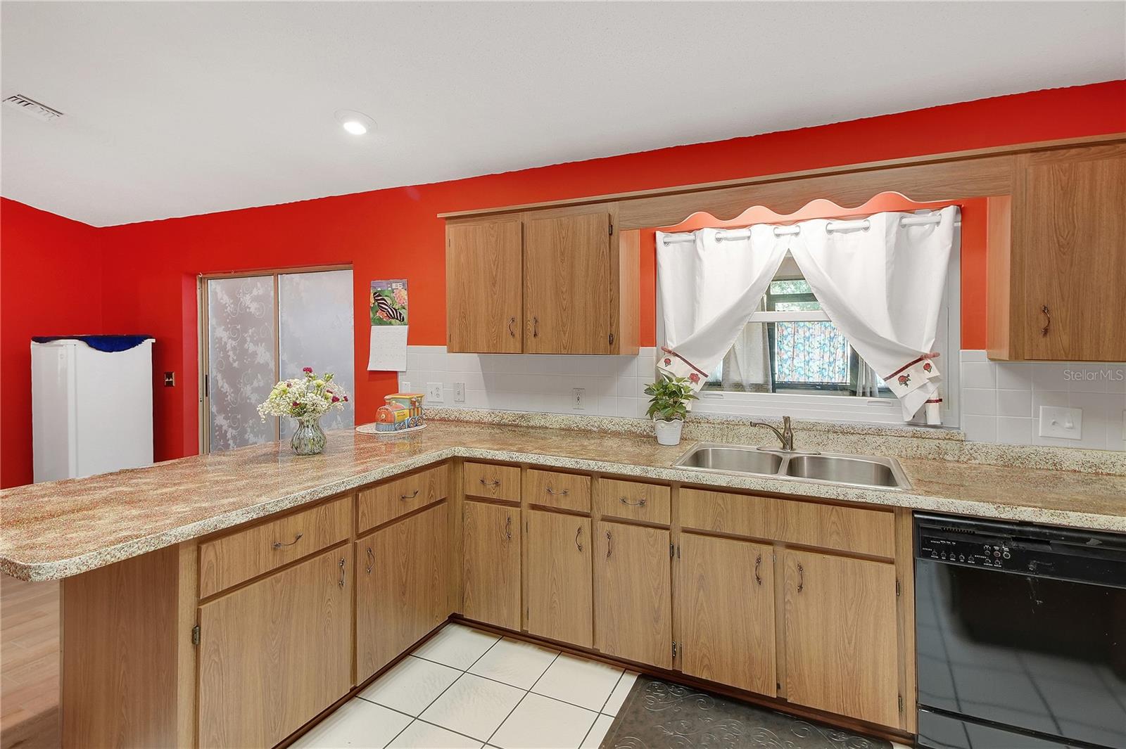 5 MAGNOLIA LN, YALAHA, FL, 34797