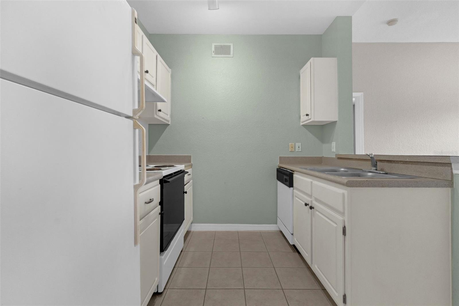 8822 DUNES CT #307, KISSIMMEE, FL, 34747