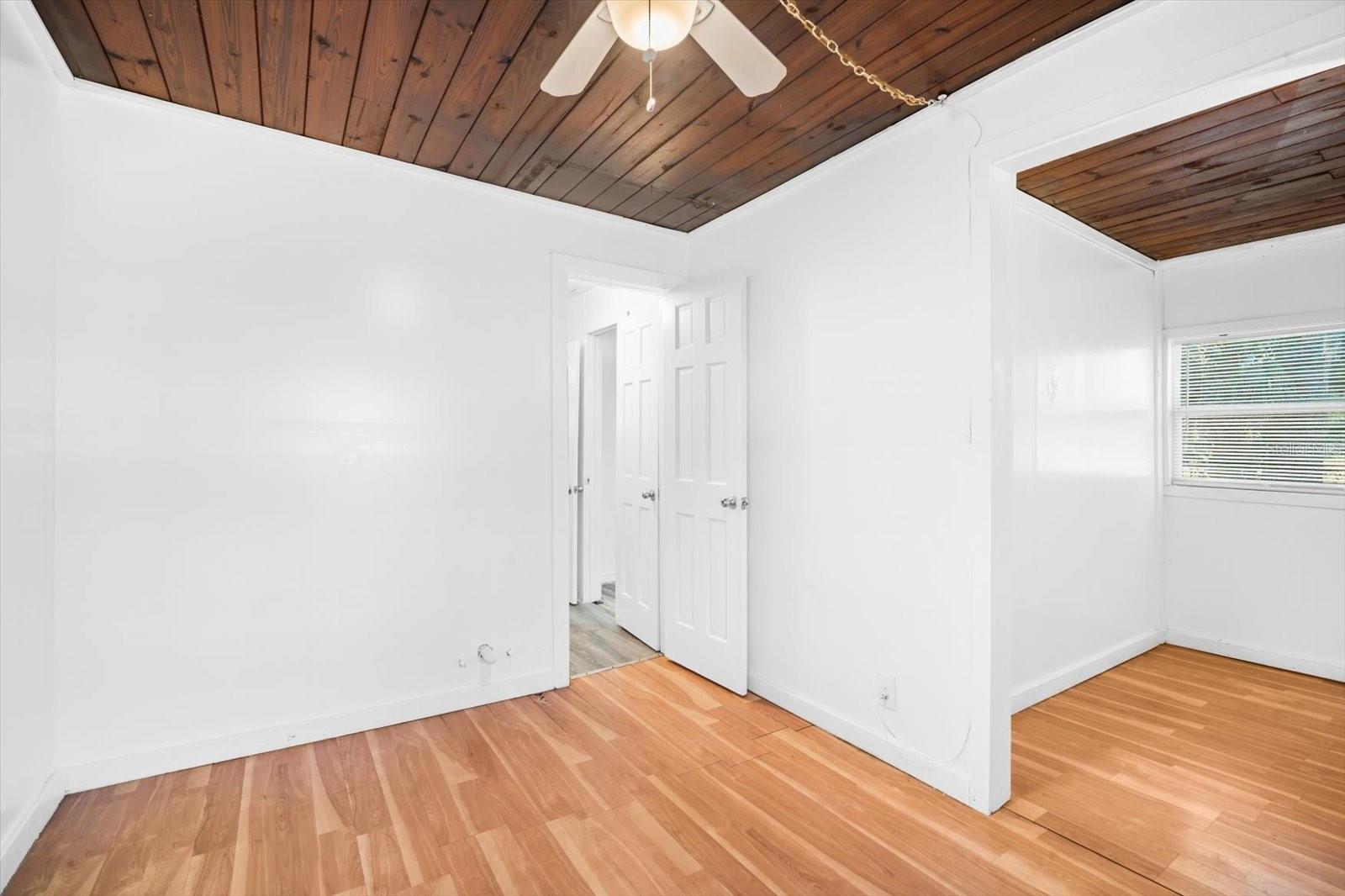 6915 N 40TH ST, TAMPA, FL, 33604