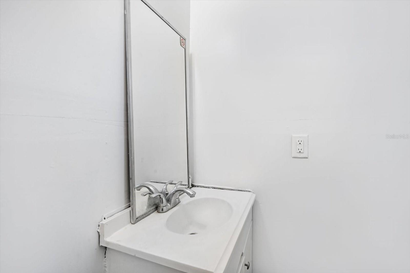 6915 N 40TH ST, TAMPA, FL, 33604