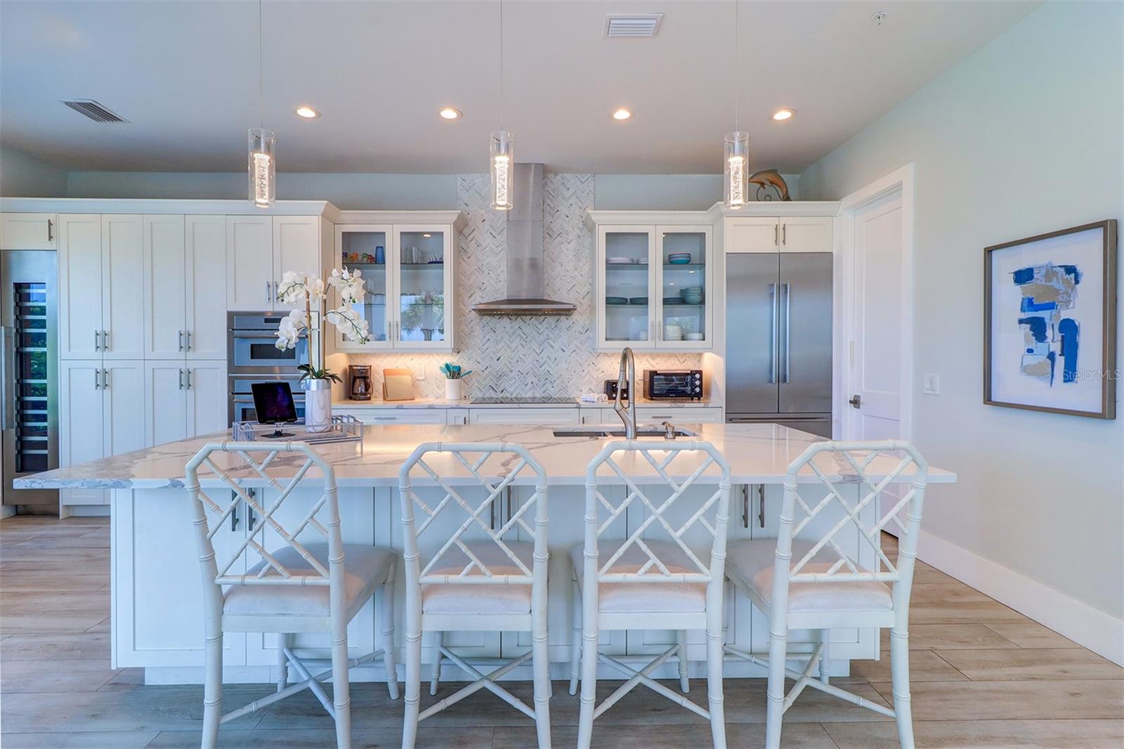 TB8424263 Property Photo