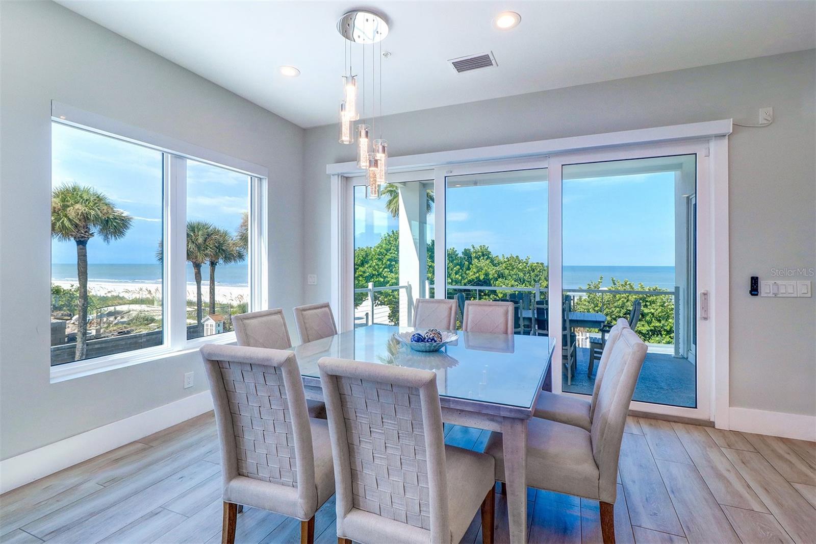 TB8424263 Property Photo