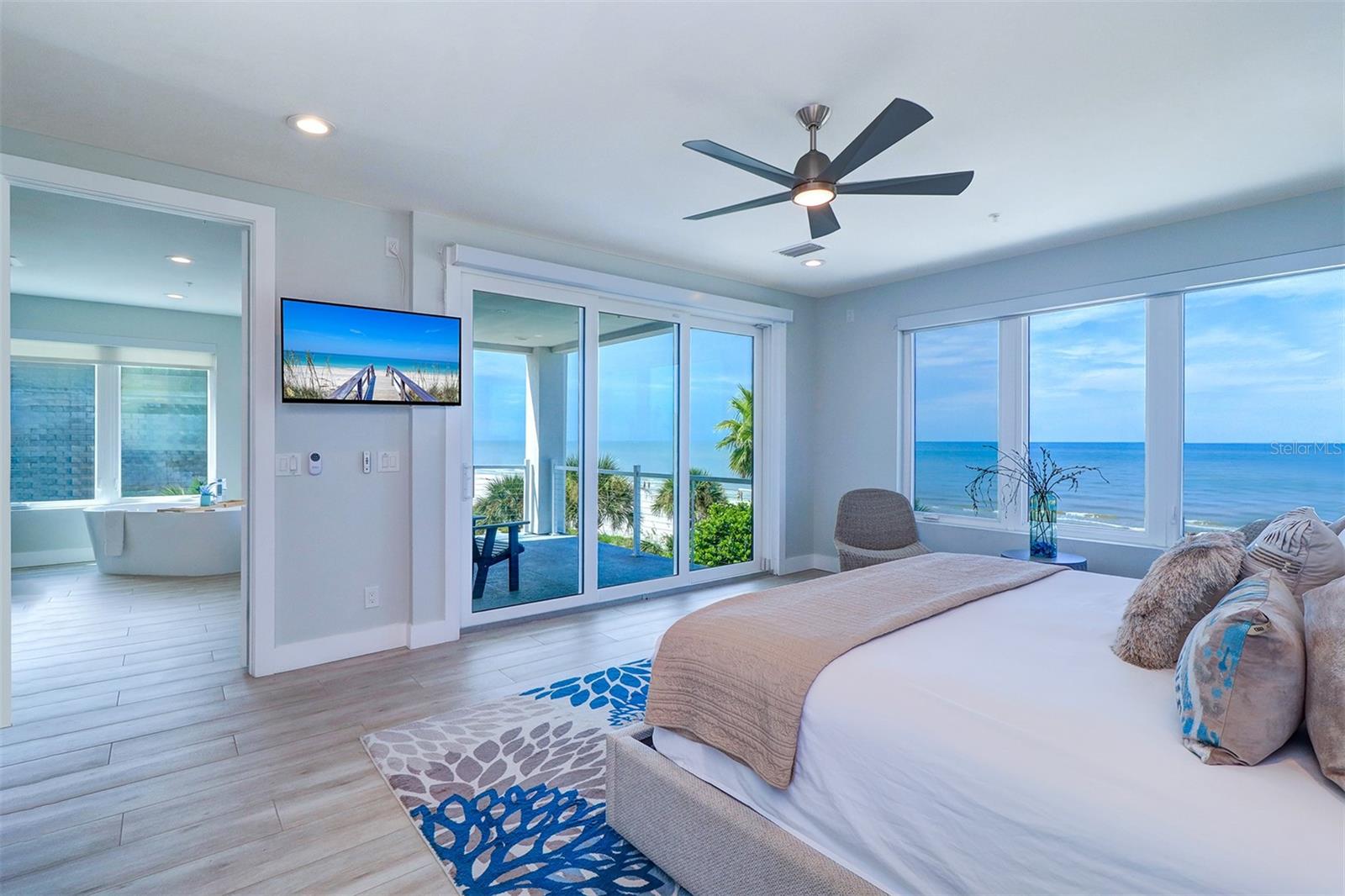 TB8424263 Property Photo