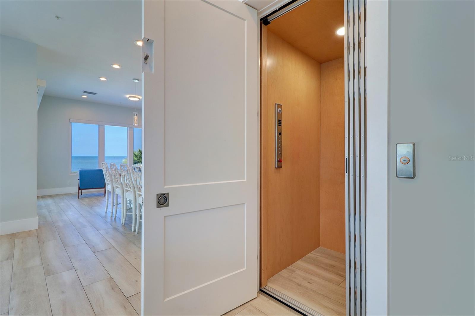 TB8424263 Property Photo