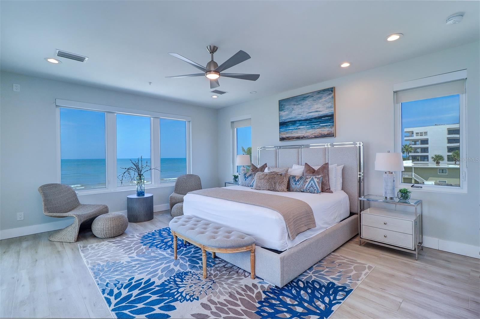 TB8424263 Property Photo