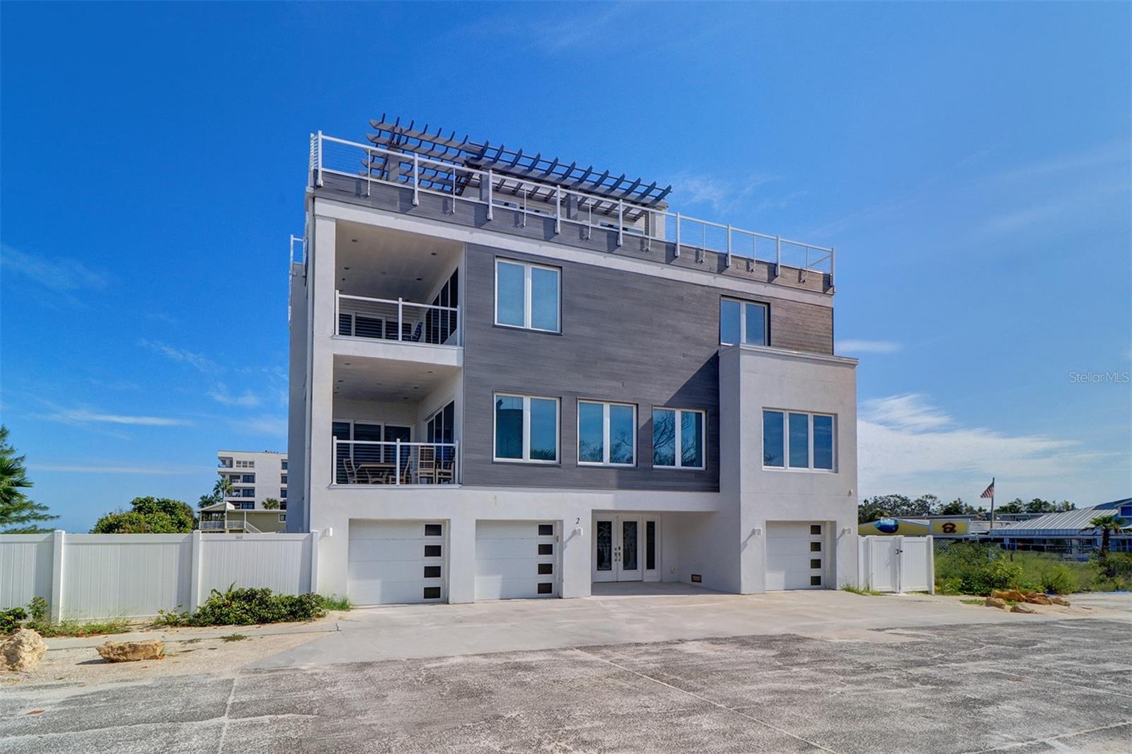 TB8424263 Property Photo