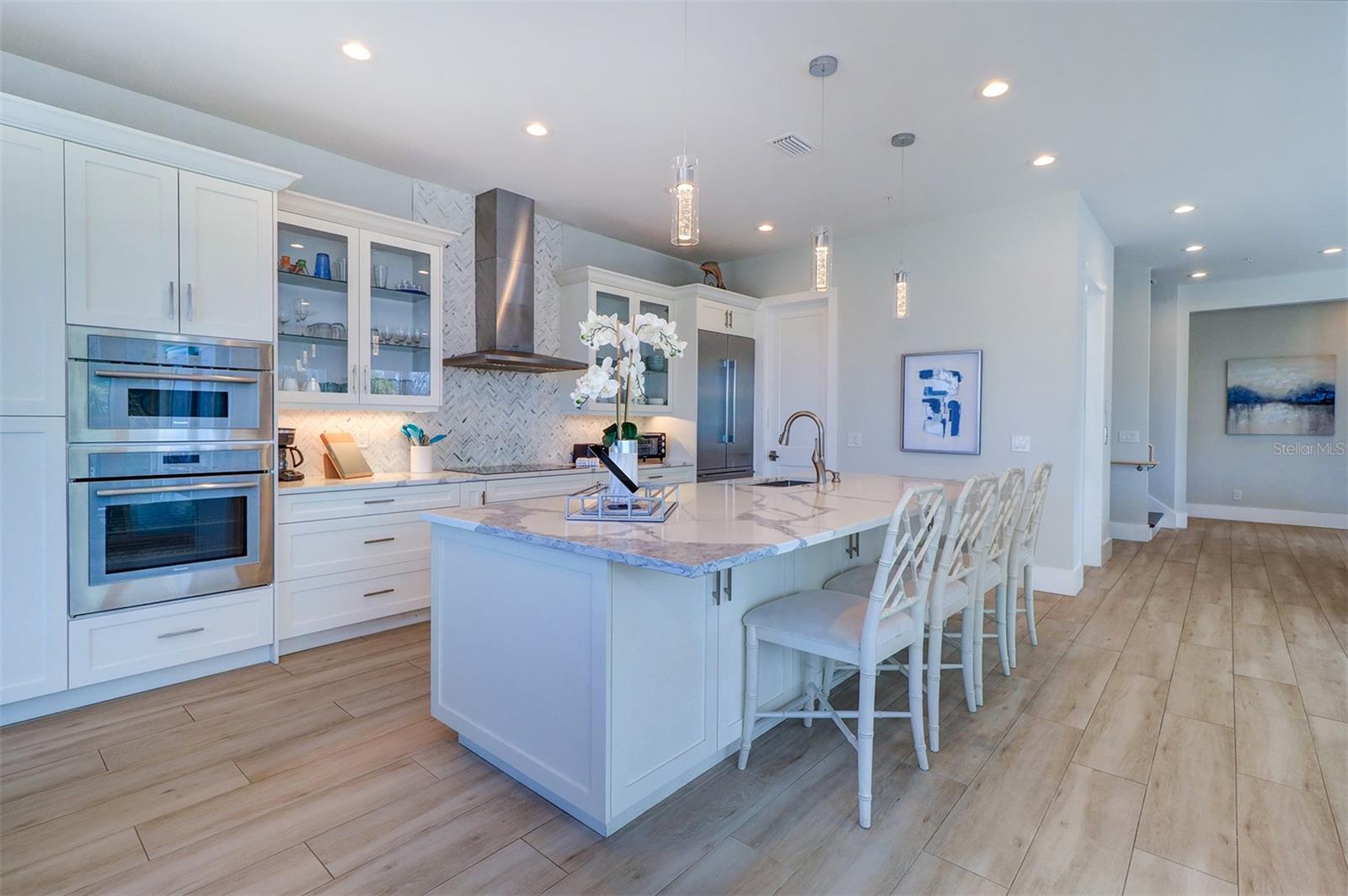 TB8424263 Property Photo