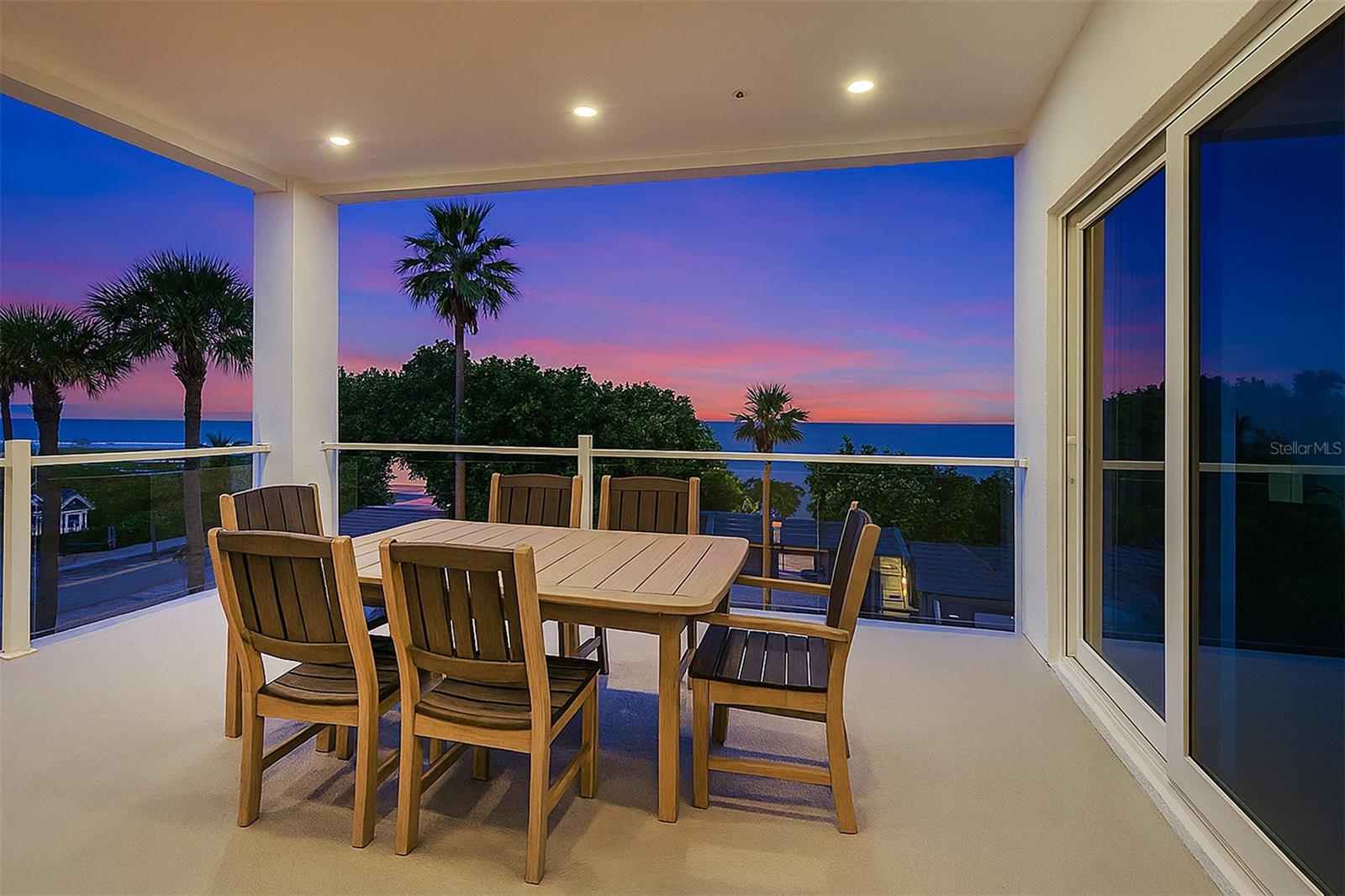 TB8424263 Property Photo