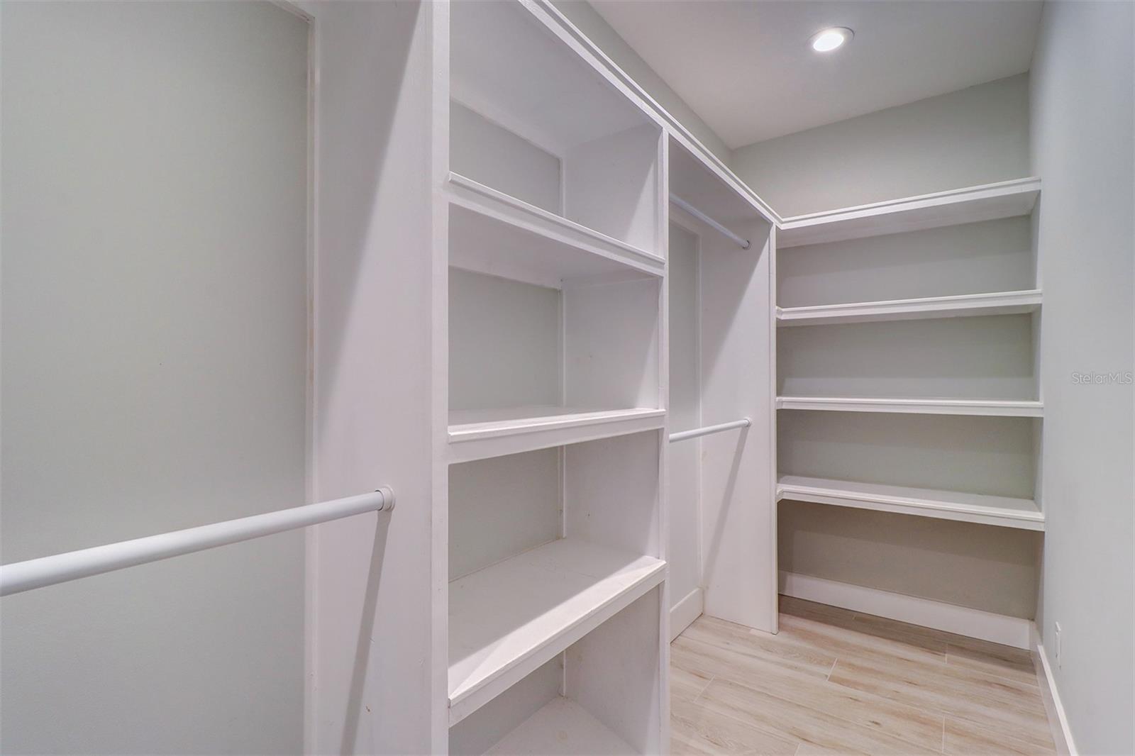 TB8424263 Property Photo