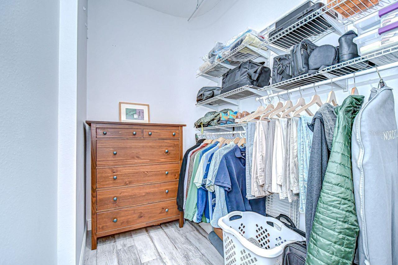 11103 INDIAN OAKS DR, TAMPA, FL, 33625