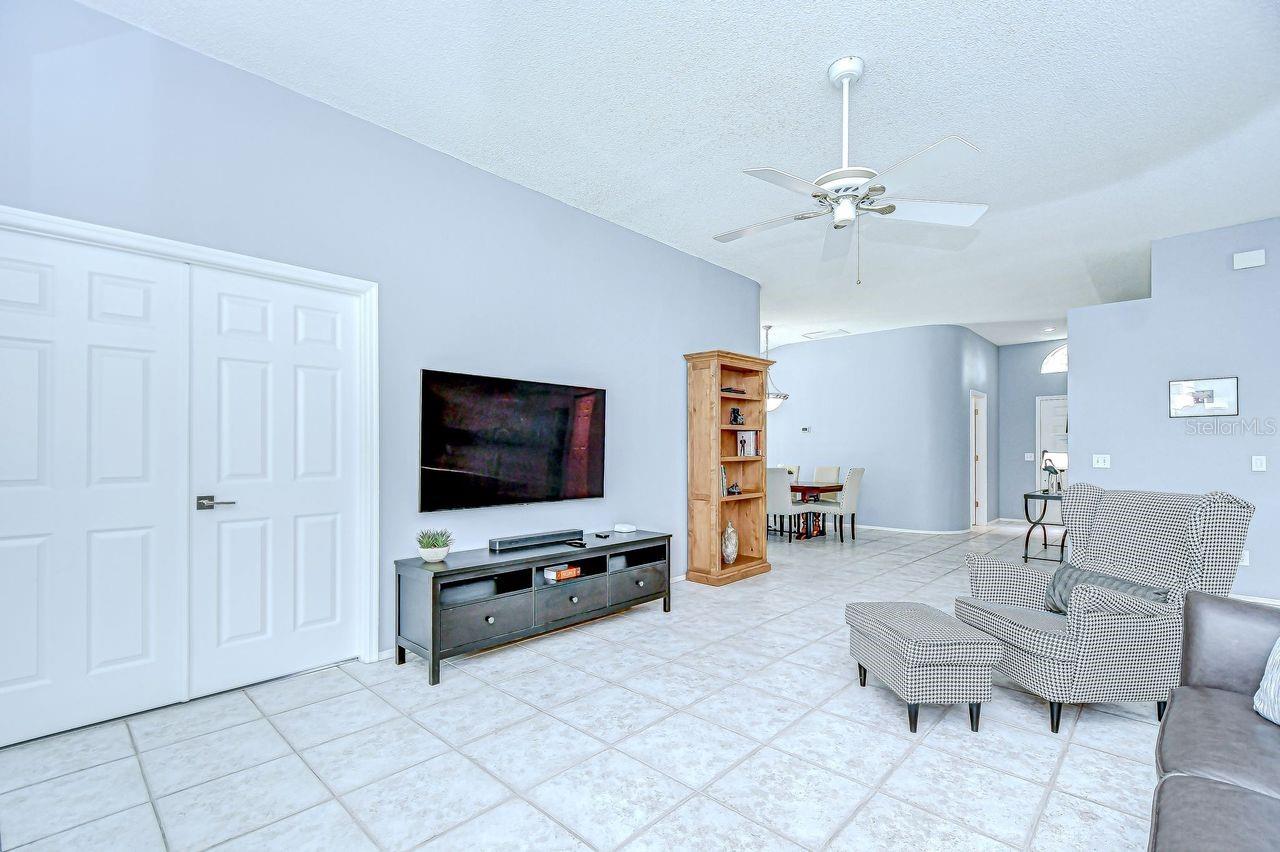 11103 INDIAN OAKS DR, TAMPA, FL, 33625