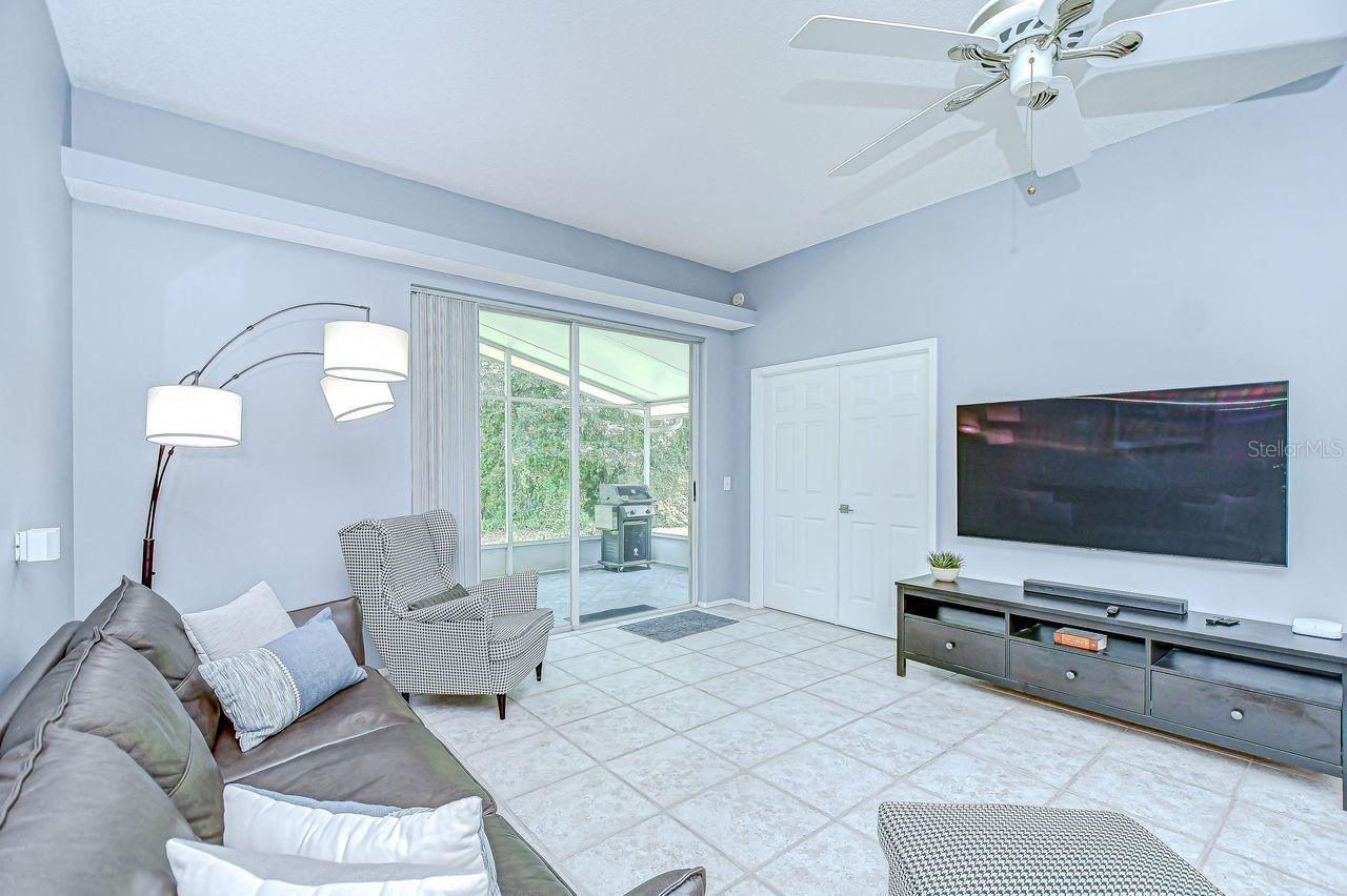 11103 INDIAN OAKS DR, TAMPA, FL, 33625