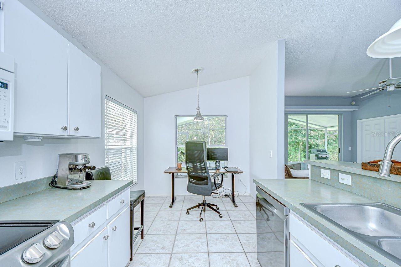 11103 INDIAN OAKS DR, TAMPA, FL, 33625