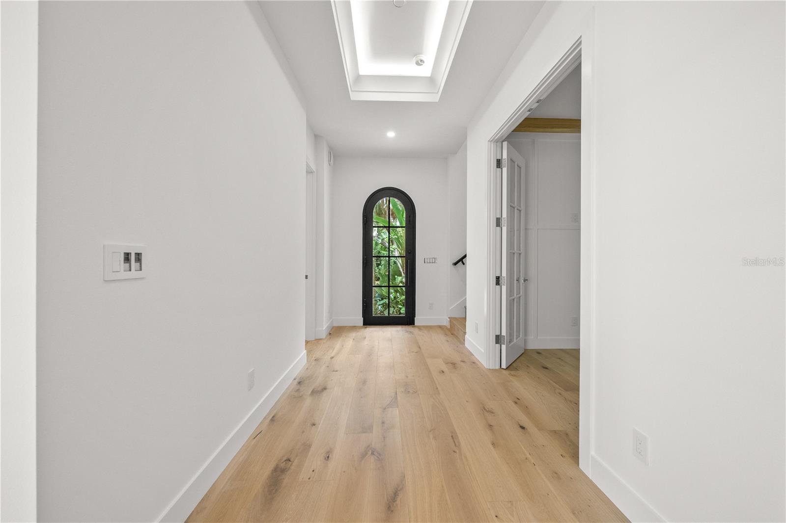 A4664044 Property Photo