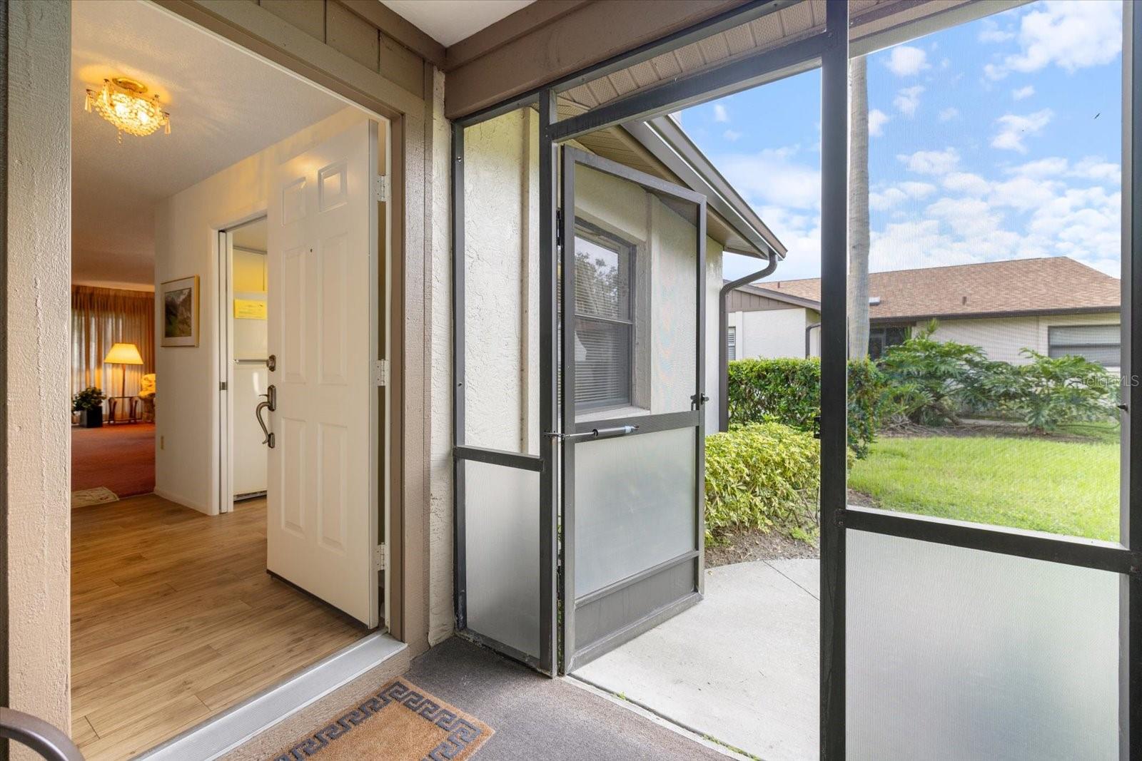 462 OAK HILL CIR #5, SARASOTA, FL, 34232