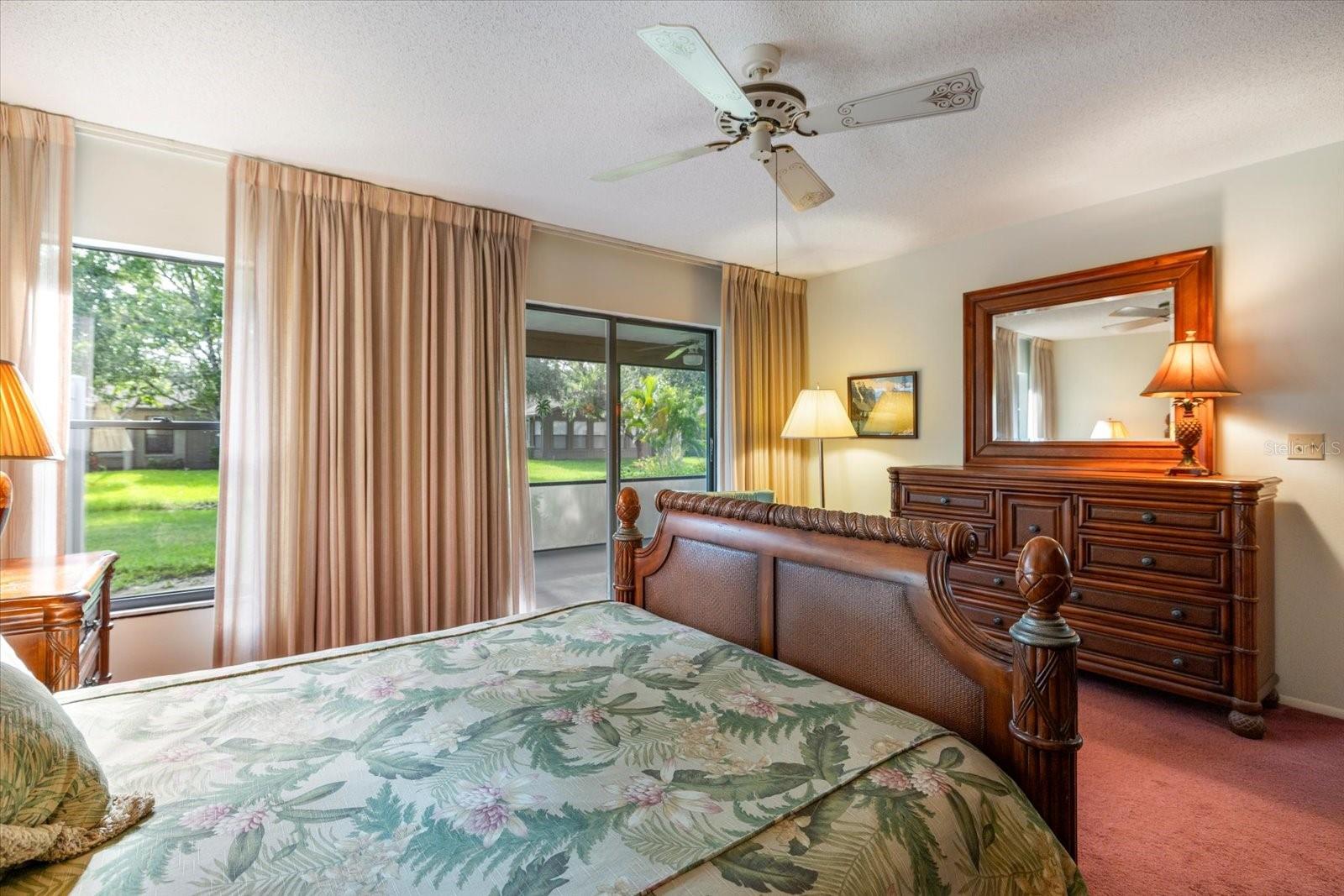 462 OAK HILL CIR #5, SARASOTA, FL, 34232