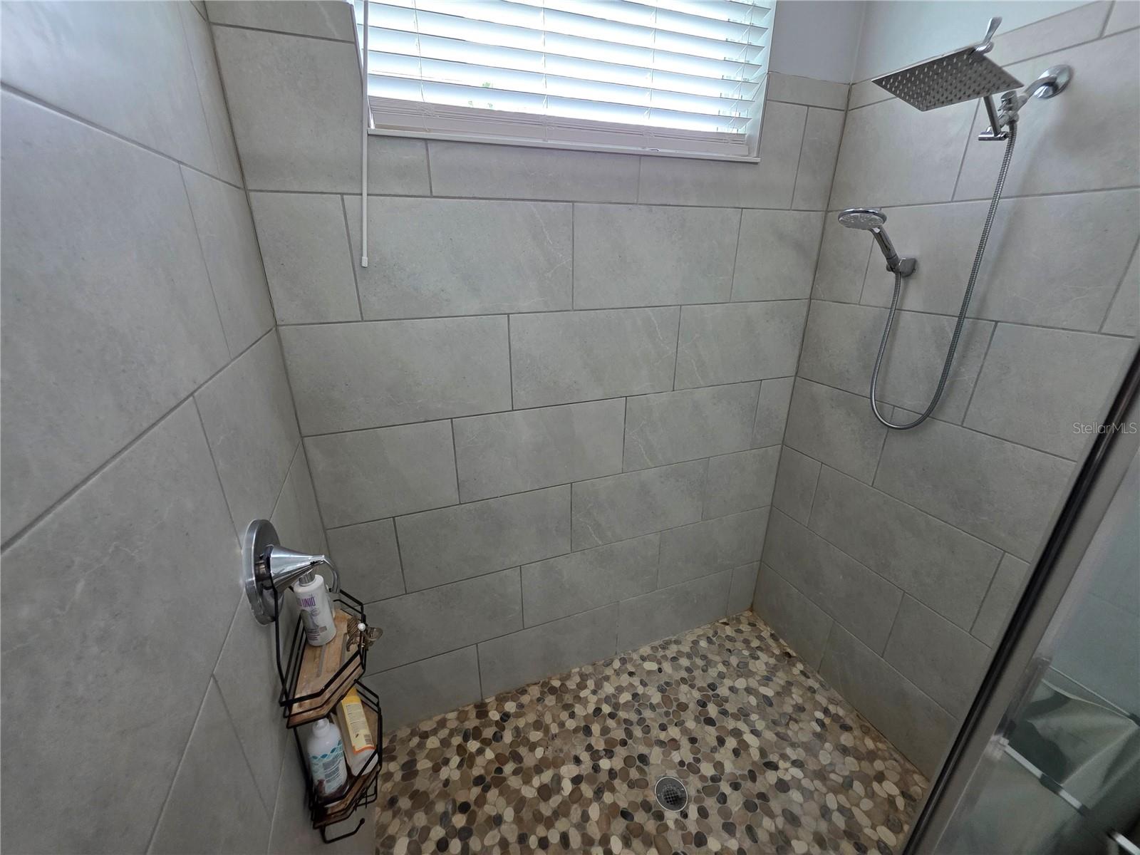 6123 VOYAGERS PL, APOLLO BEACH, FL, 33572