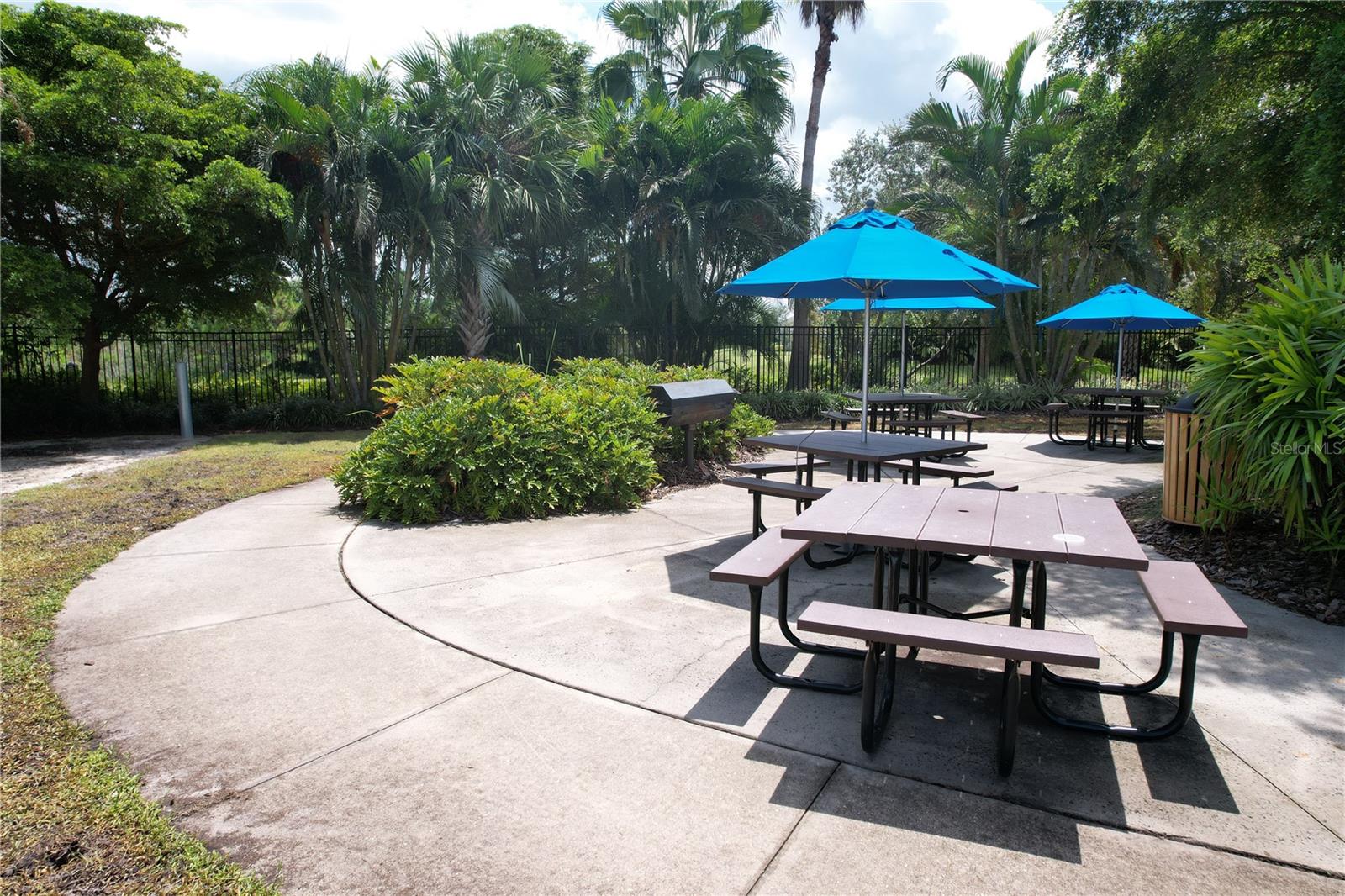 6123 VOYAGERS PL, APOLLO BEACH, FL, 33572