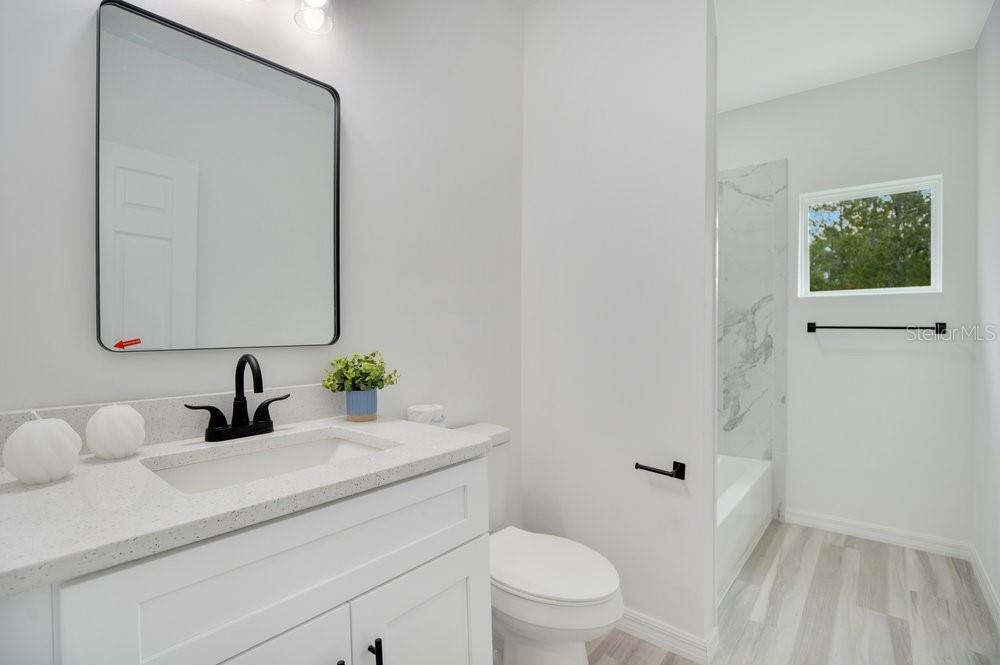 1375 10TH AVE, DELAND, FL, 32724