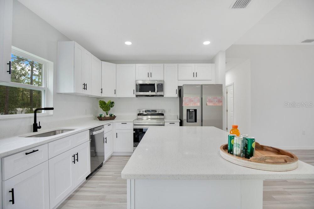 1375 10TH AVE, DELAND, FL, 32724