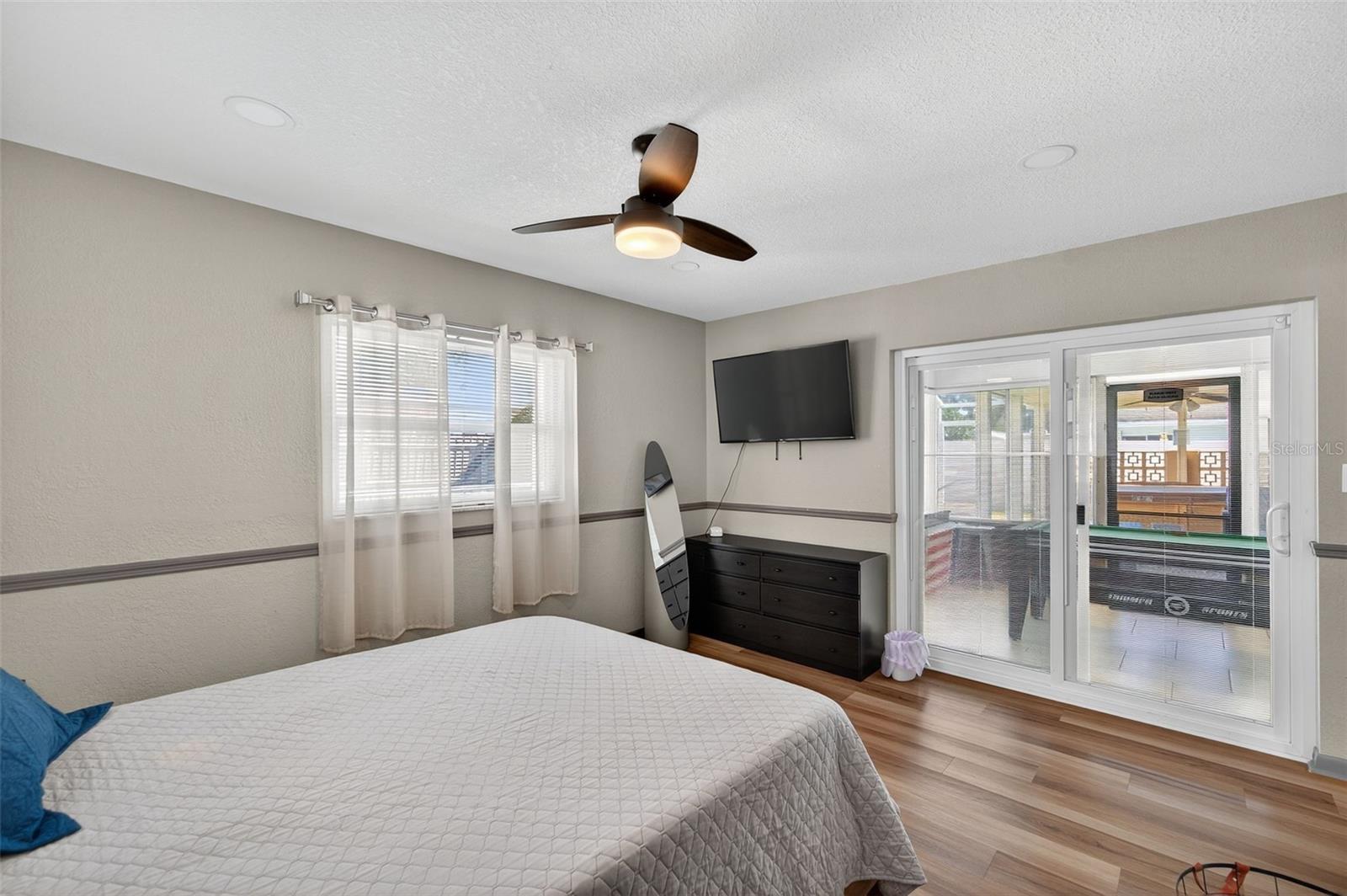 1576 ROSERY RD NE, LARGO, FL, 33770