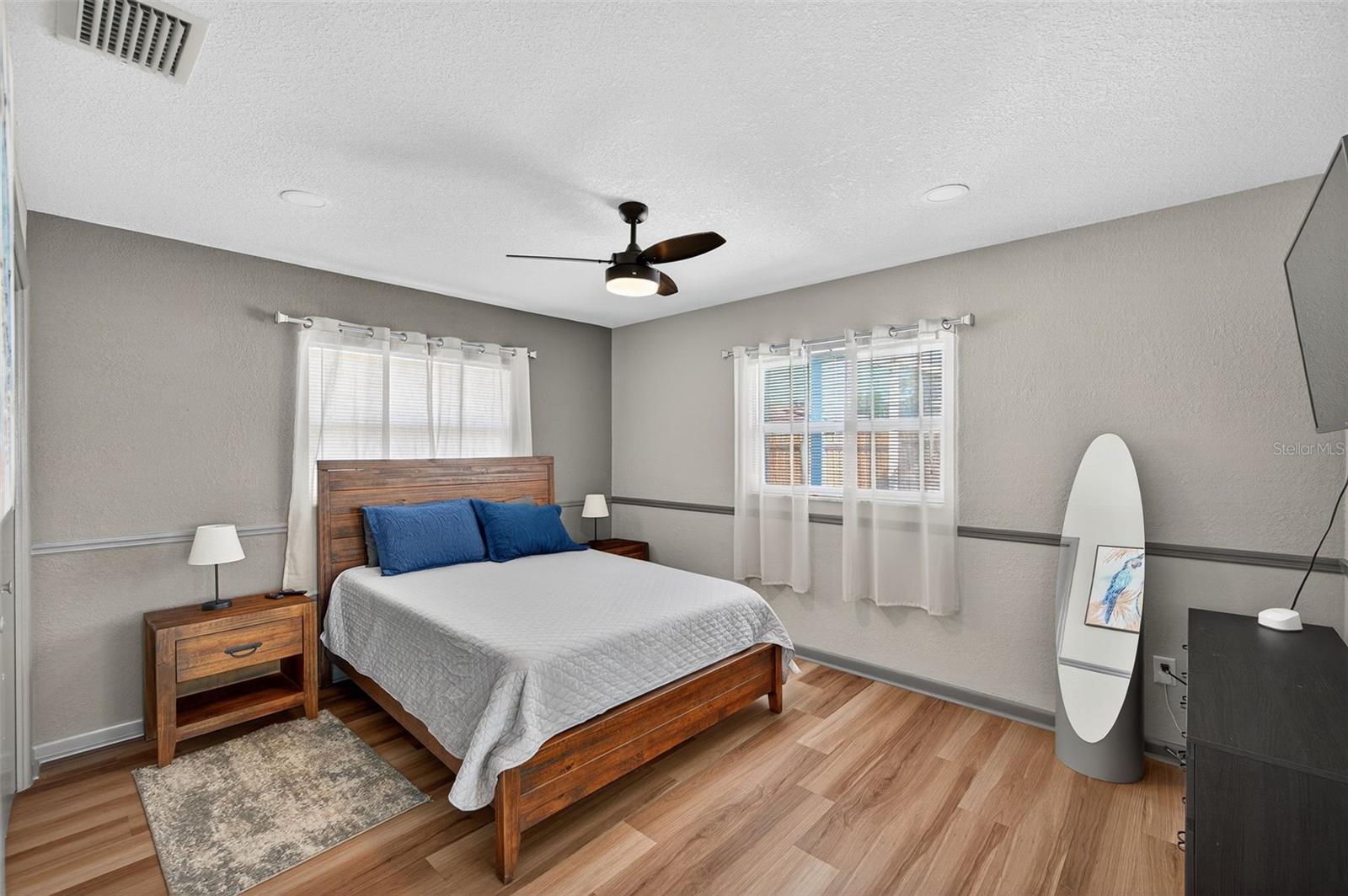 1576 ROSERY RD NE, LARGO, FL, 33770