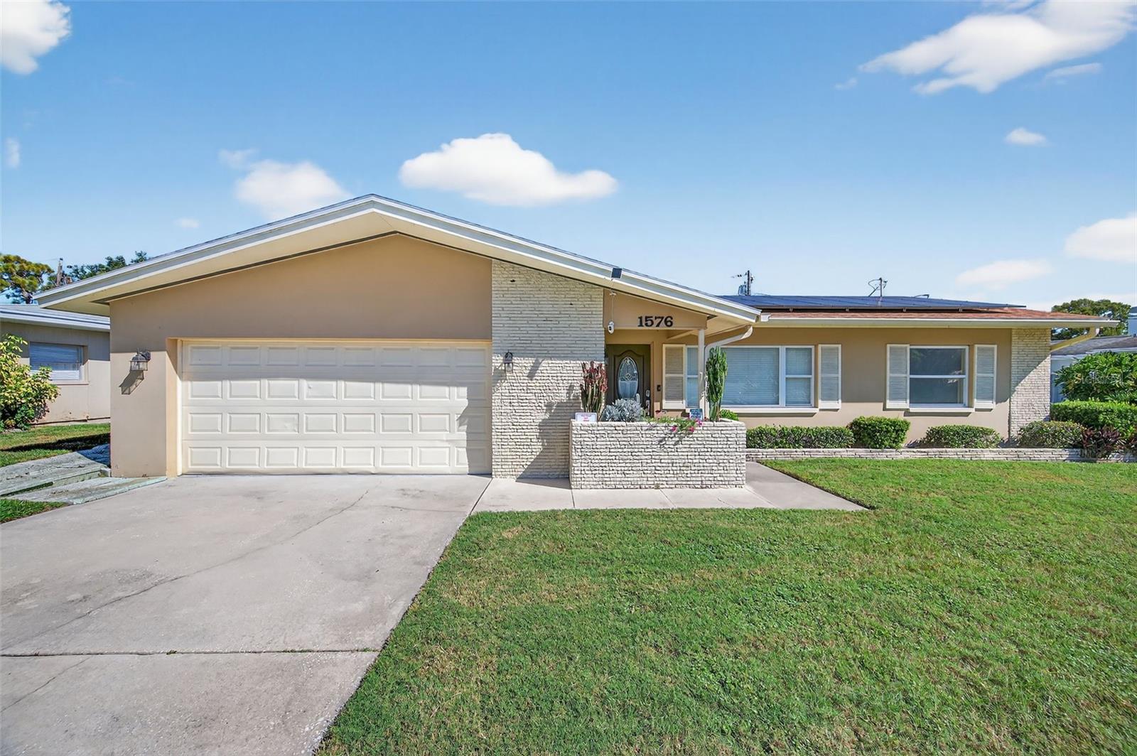 1576 ROSERY RD NE, LARGO, FL, 33770