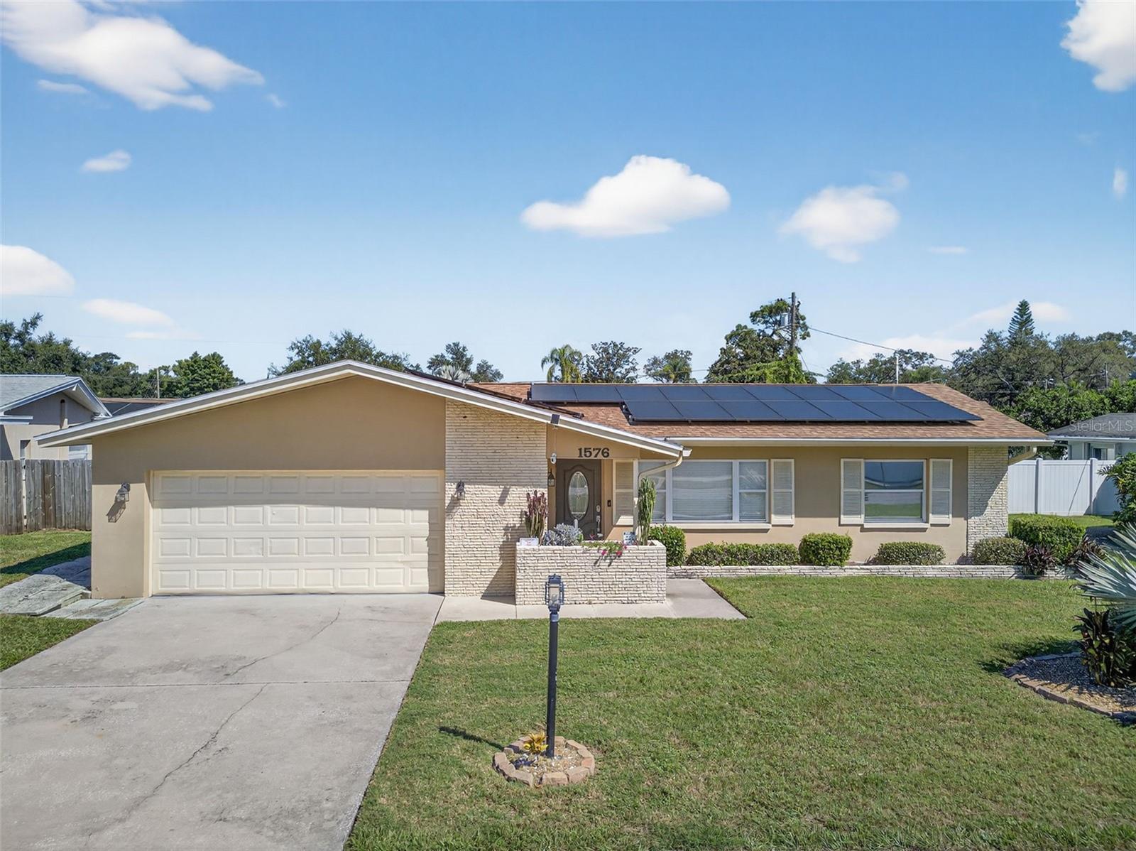 1576 ROSERY RD NE, LARGO, FL, 33770