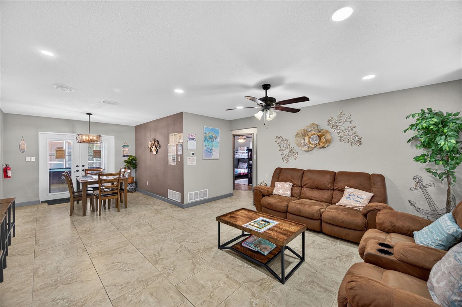 1576 ROSERY RD NE, LARGO, FL, 33770