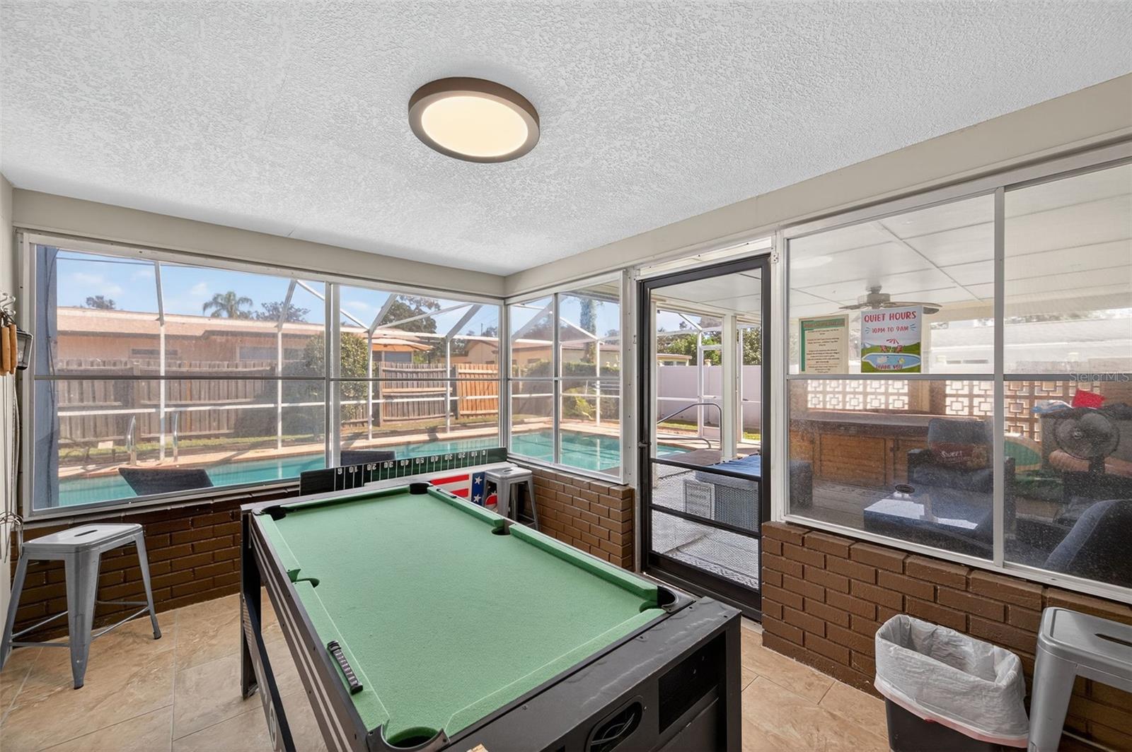 1576 ROSERY RD NE, LARGO, FL, 33770