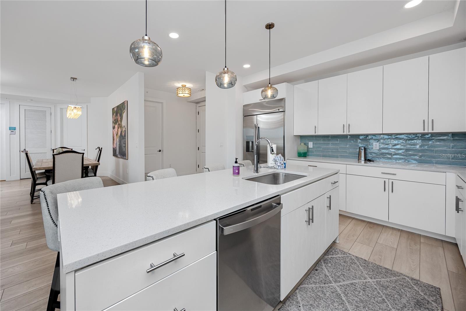 300 150TH AVE #305, MADEIRA BEACH, FL, 33708